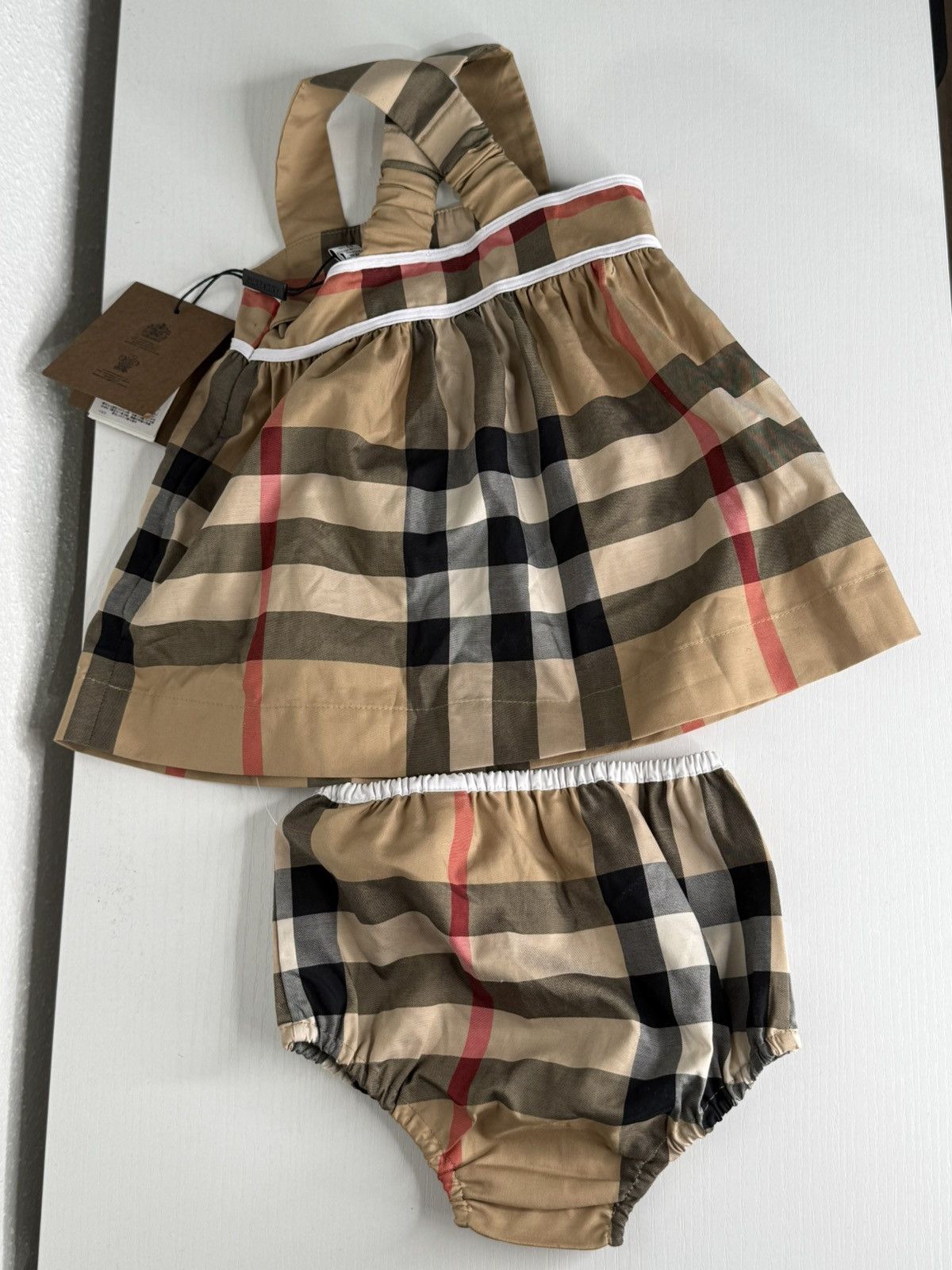 Burberry Burberry Baby Dress 3 Months Size S / US 4 / IT 40 - 5 Thumbnail