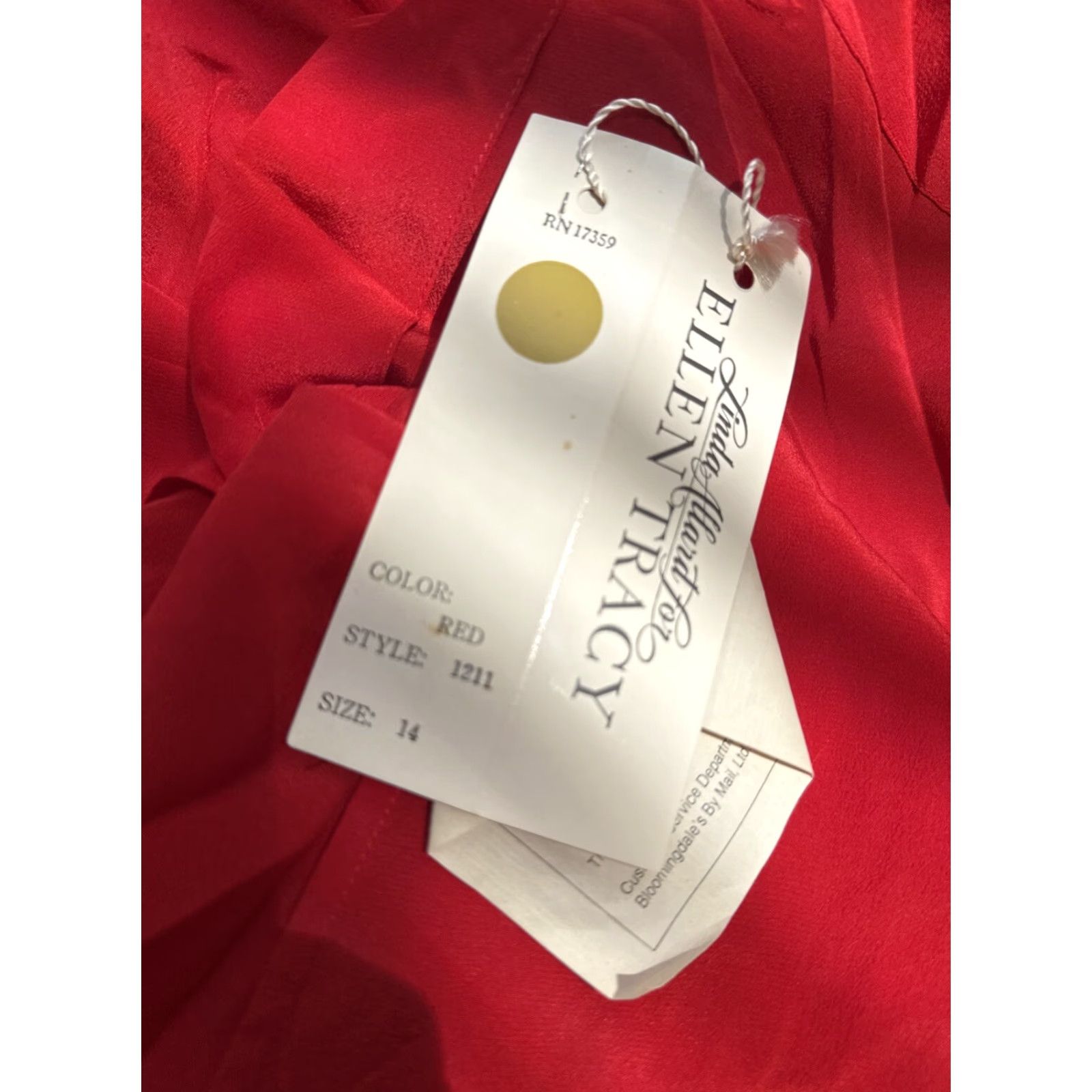 Ellen Tracy VINTAGE Linda Allard Ellen Tracy Silk Shirt Womens 14 Short Sleeve Button Up Red Casual Ships Dry Clean Only Size XL / US 12-14 / IT 48-50 - 3 Thumbnail