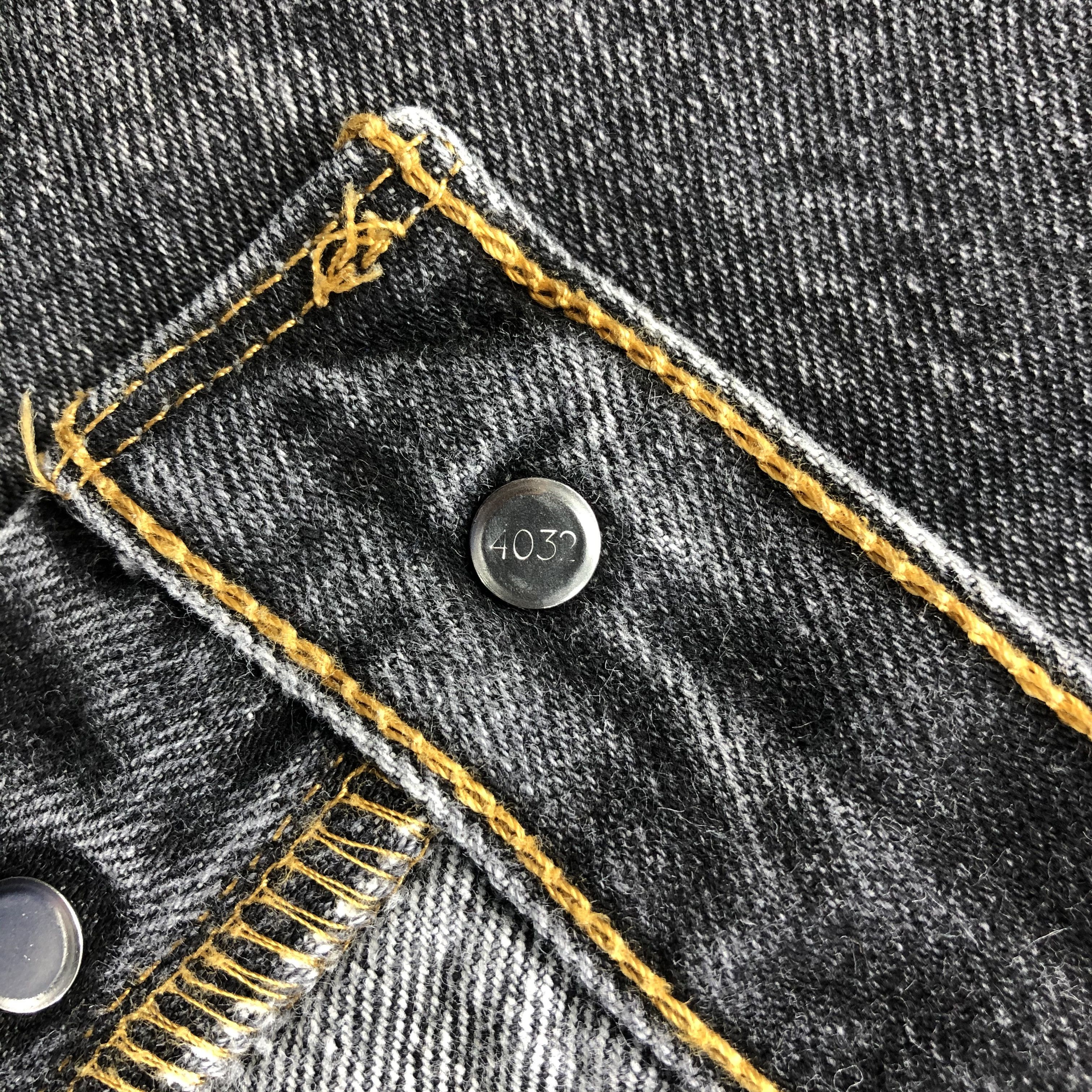 Levi's Faded Vintage Levis 501 Jeans Dark Wash Denim-J1059 Size US 39 - 9 Thumbnail