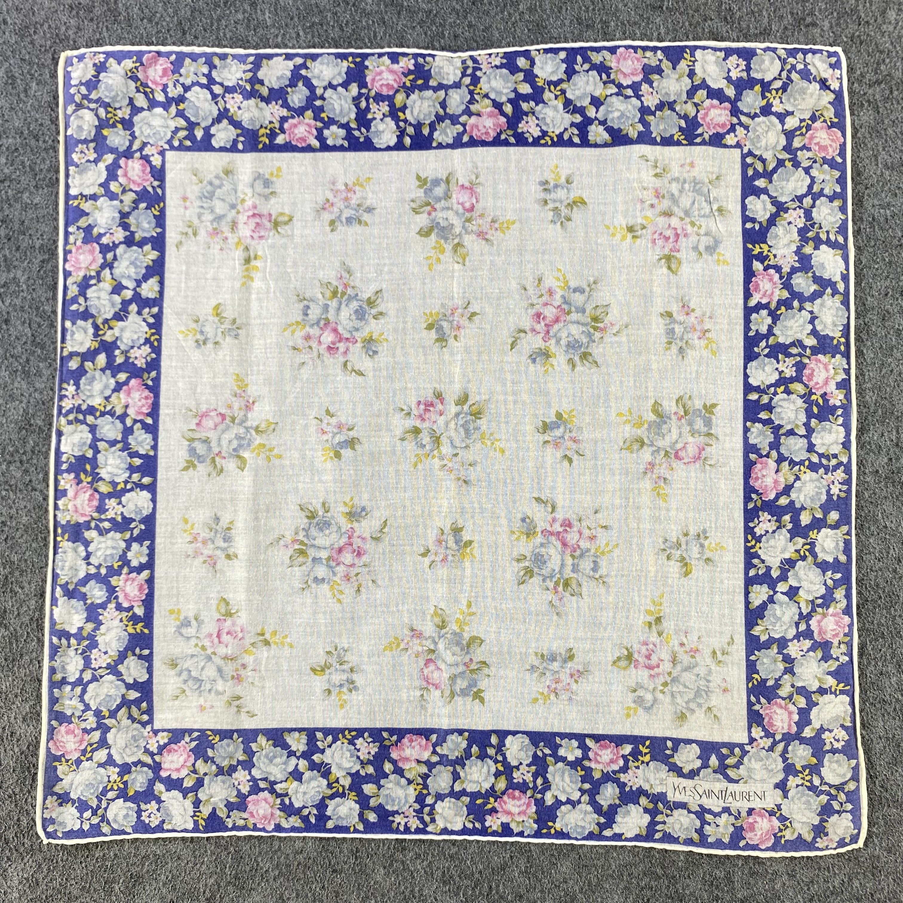 Vintage × Yves Saint Laurent Yves Saint Laurent Handkerchief/Neckerchief/Bandana HC674 Size ONE SIZE - 1 Thumbnail