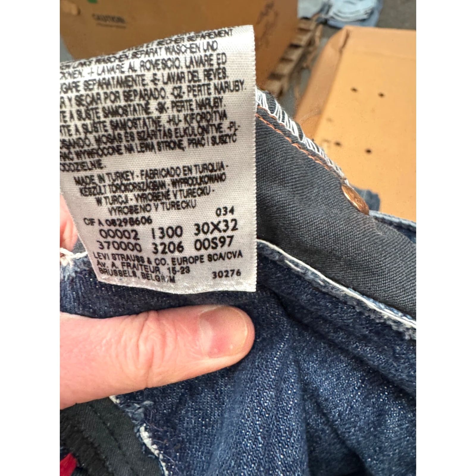 Levi's VINTAGE Levi’s Engineered Jeans - Blue - W30 L29 - 90s Twisted, Medium Faded, Button, 5-Pocket, Cotton, Regular, Men Size US 30 / EU 46 - 5 Thumbnail