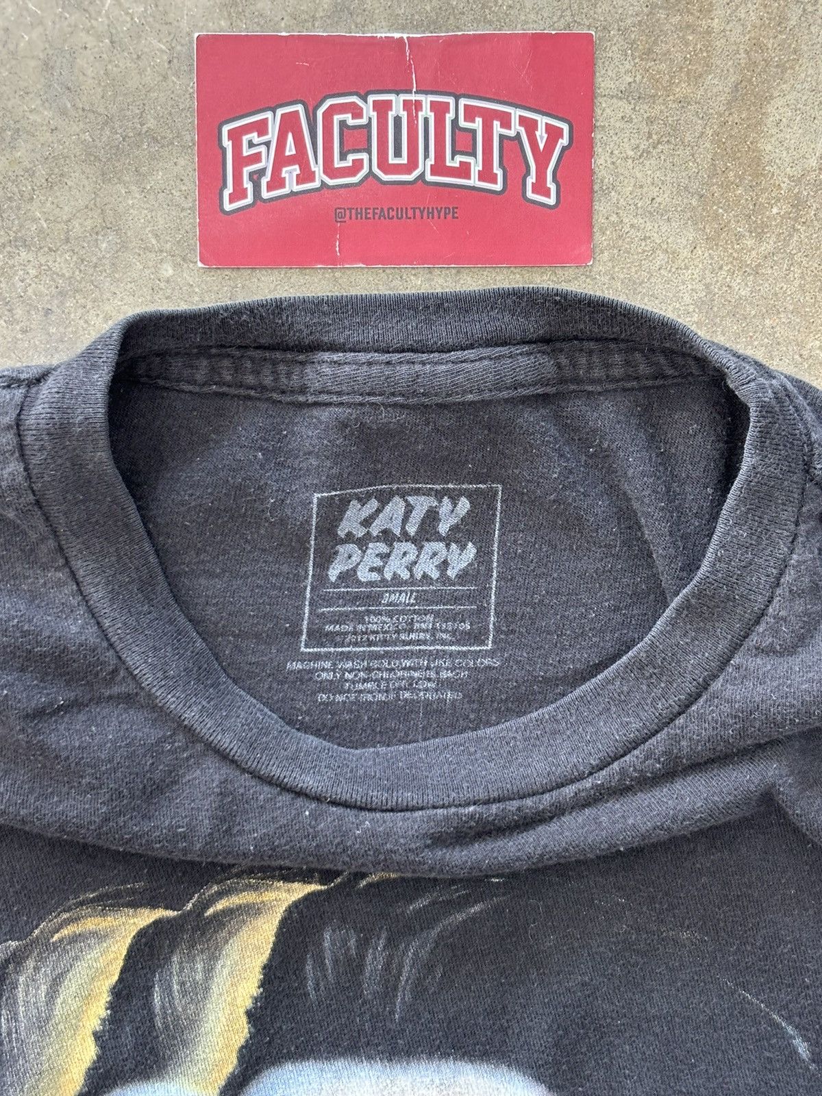 Band Tees × Vintage Katy Perry Witness Tour Tee Small Size US S / EU 44-46 / 1 - 3 Thumbnail