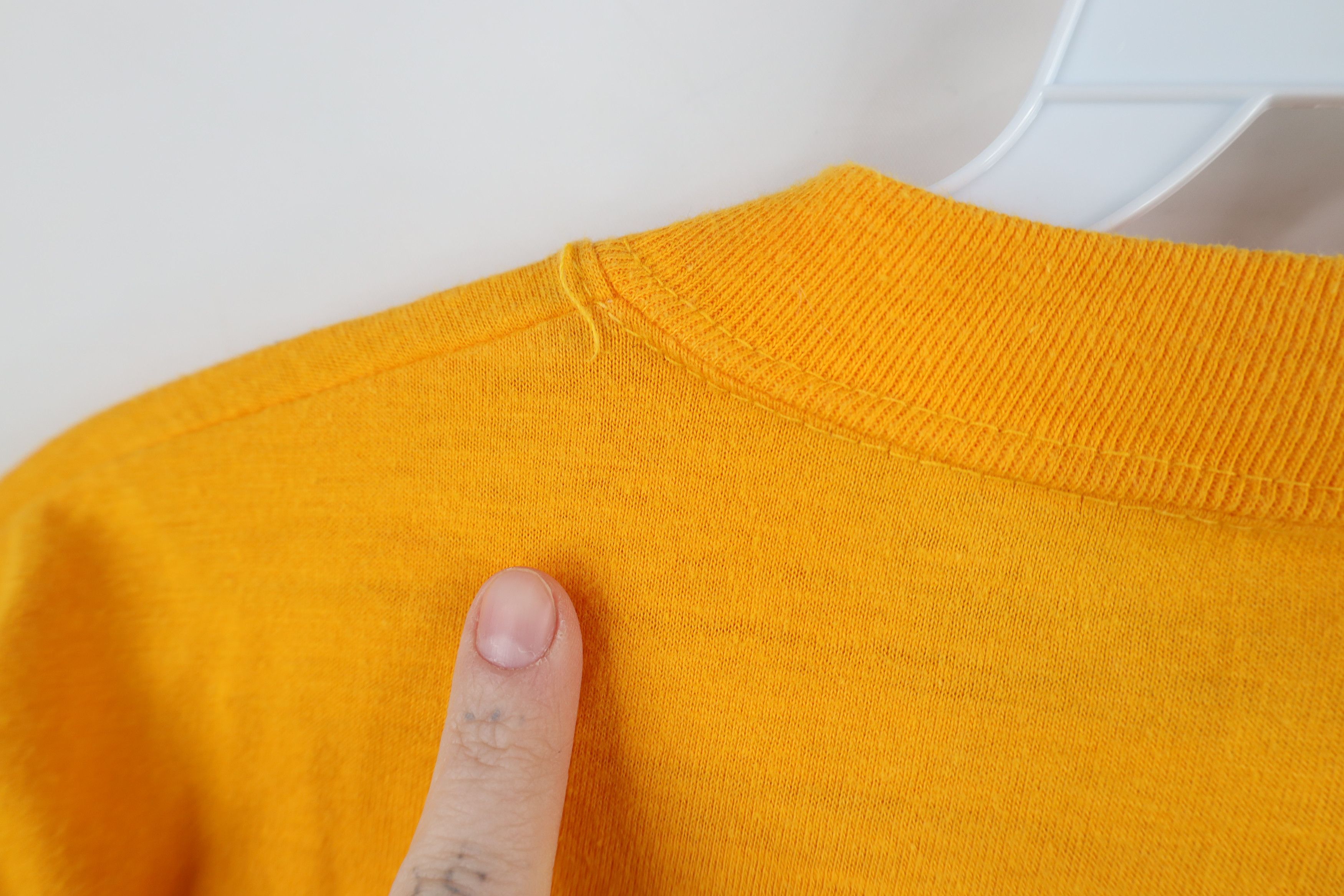 Vintage Vintage 80s High School 20th Reunion T-Shirt Gold USA Size M / US 6-8 / IT 42-44 - 9 Thumbnail