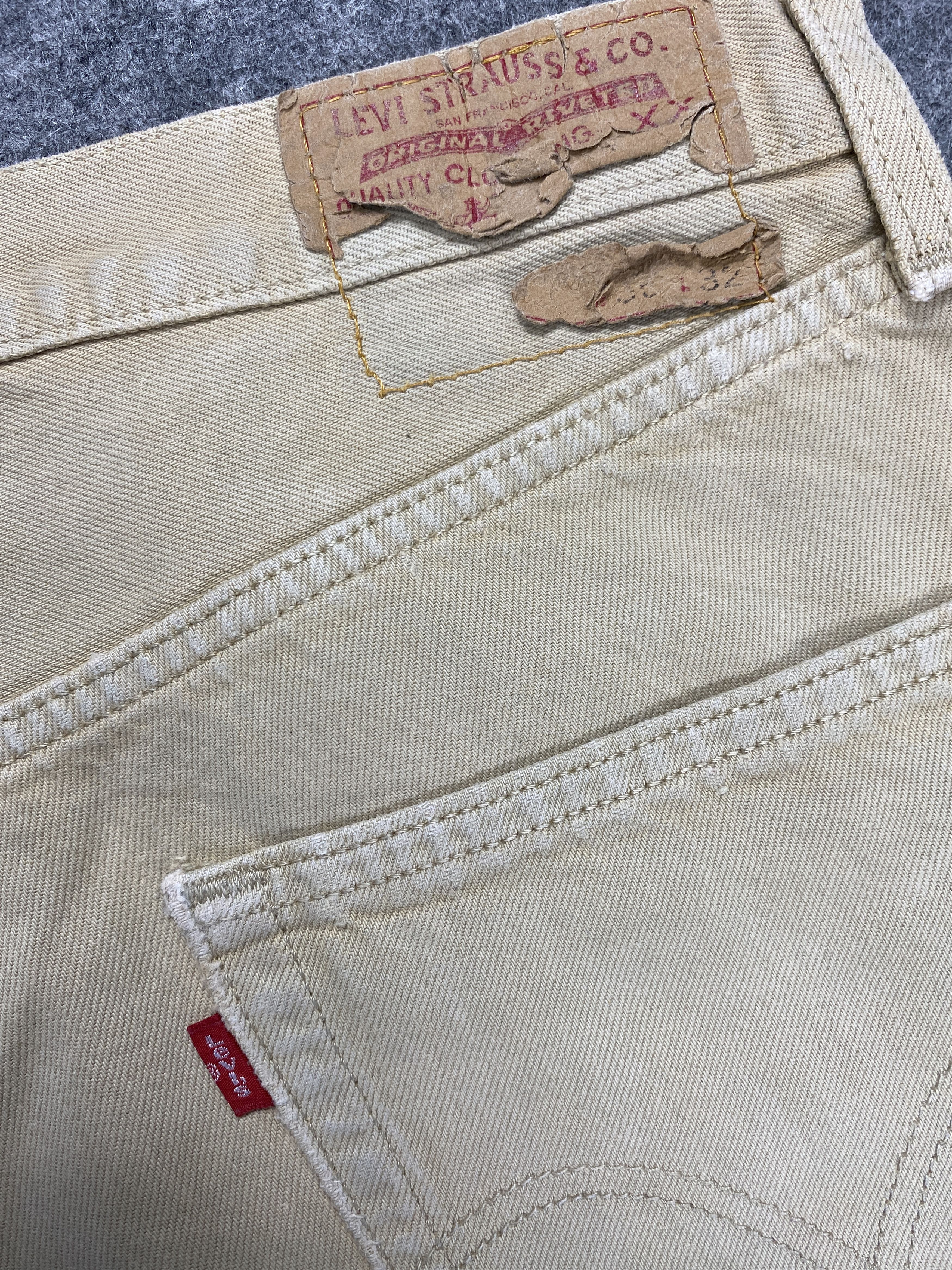 Levi's Khaki Vintage Levi's 501 Jeans 36x31 Denim -JN2247 Size US 35 - 9 Thumbnail