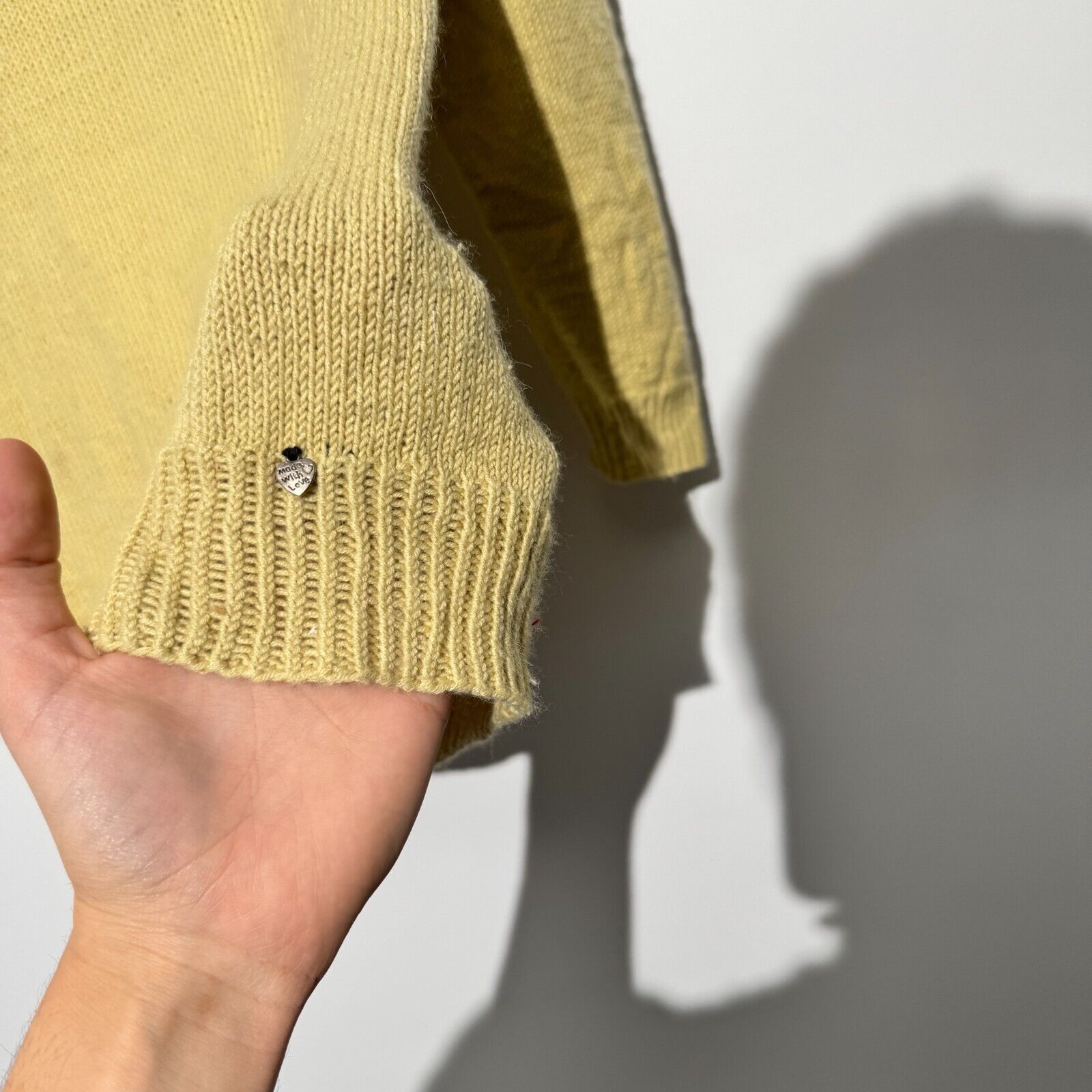 Vintage Vintage Unisex Yellow Wool Sweater Size S Norway Christmas Size US S / EU 44-46 / 1 - 9 Thumbnail