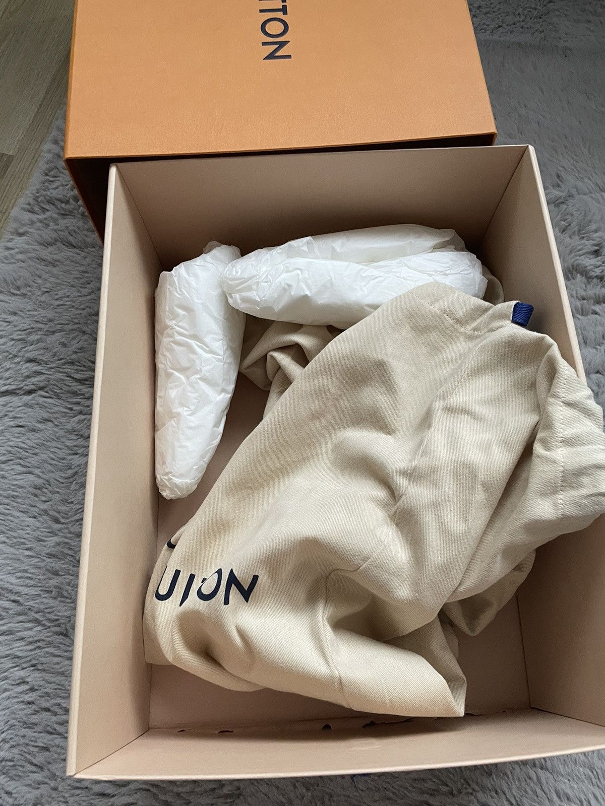 Louis Vuitton Louis Vuitton Trainer Sneaker LV5 Size US 5 / EU 37 - 10 Thumbnail