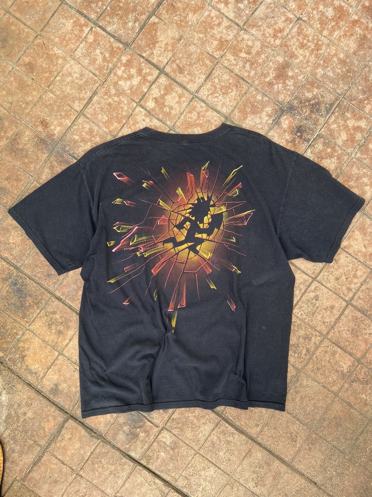 Band Tees 2010 INSANE CLOWN POSSE RED AND YELLOW SHATTERED GLASS TEE Size US XL / EU 56 / 4 - 5 Thumbnail