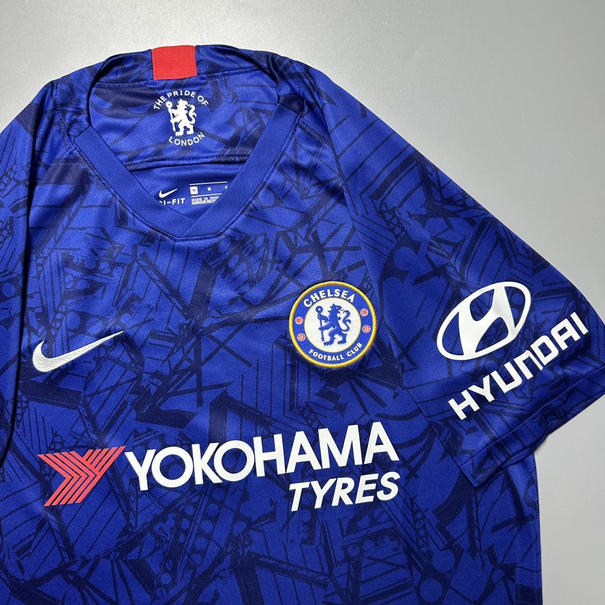 Nike CHELSEA NIKE 2019/2020 FOOTBALL HOME JERSEY #10 HAZARD Size US M / EU 48-50 / 2 - 4 Thumbnail