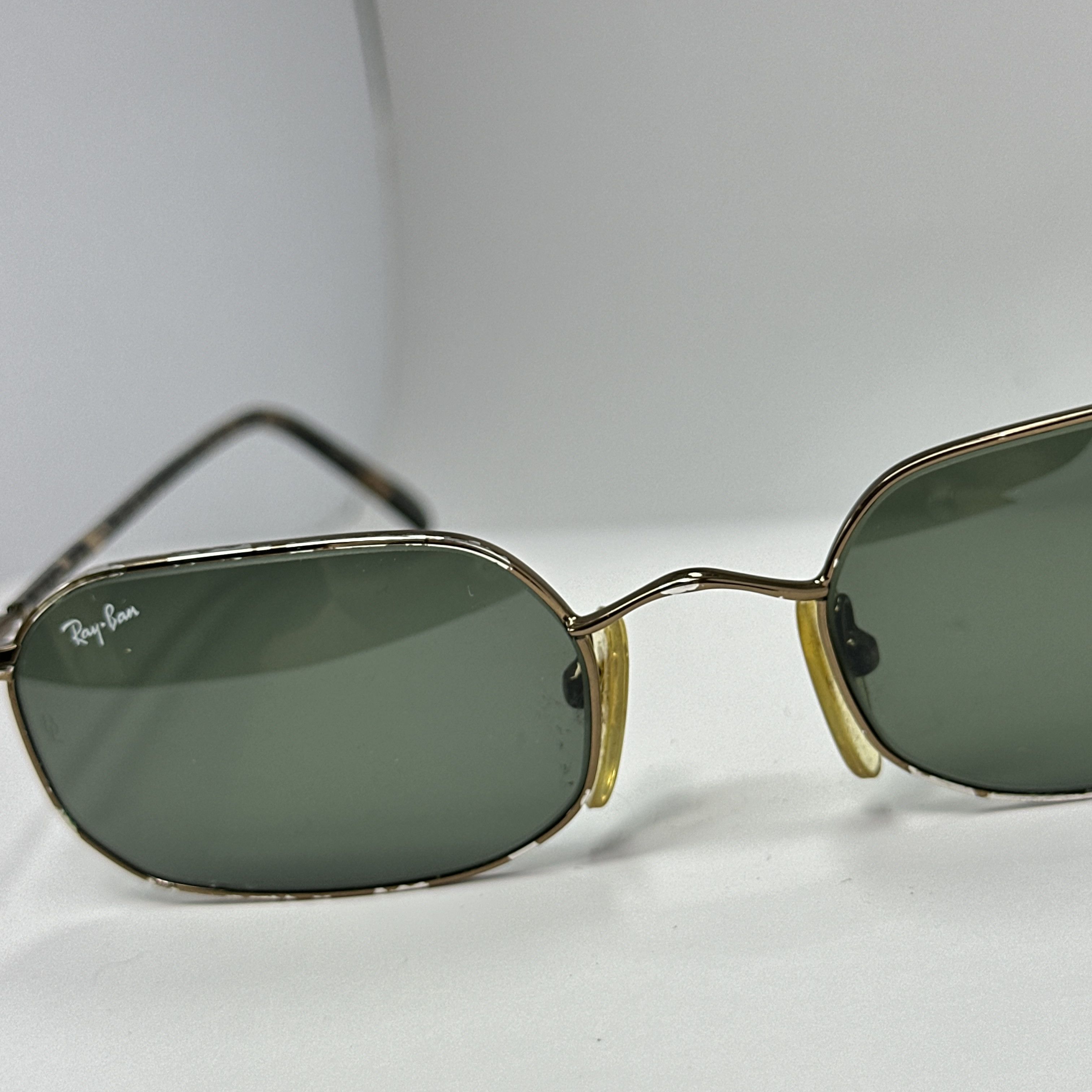 RayBan Vintage Avant Garde Old Money RayBan Sunglasses 00s Size ONE SIZE - 5 Thumbnail