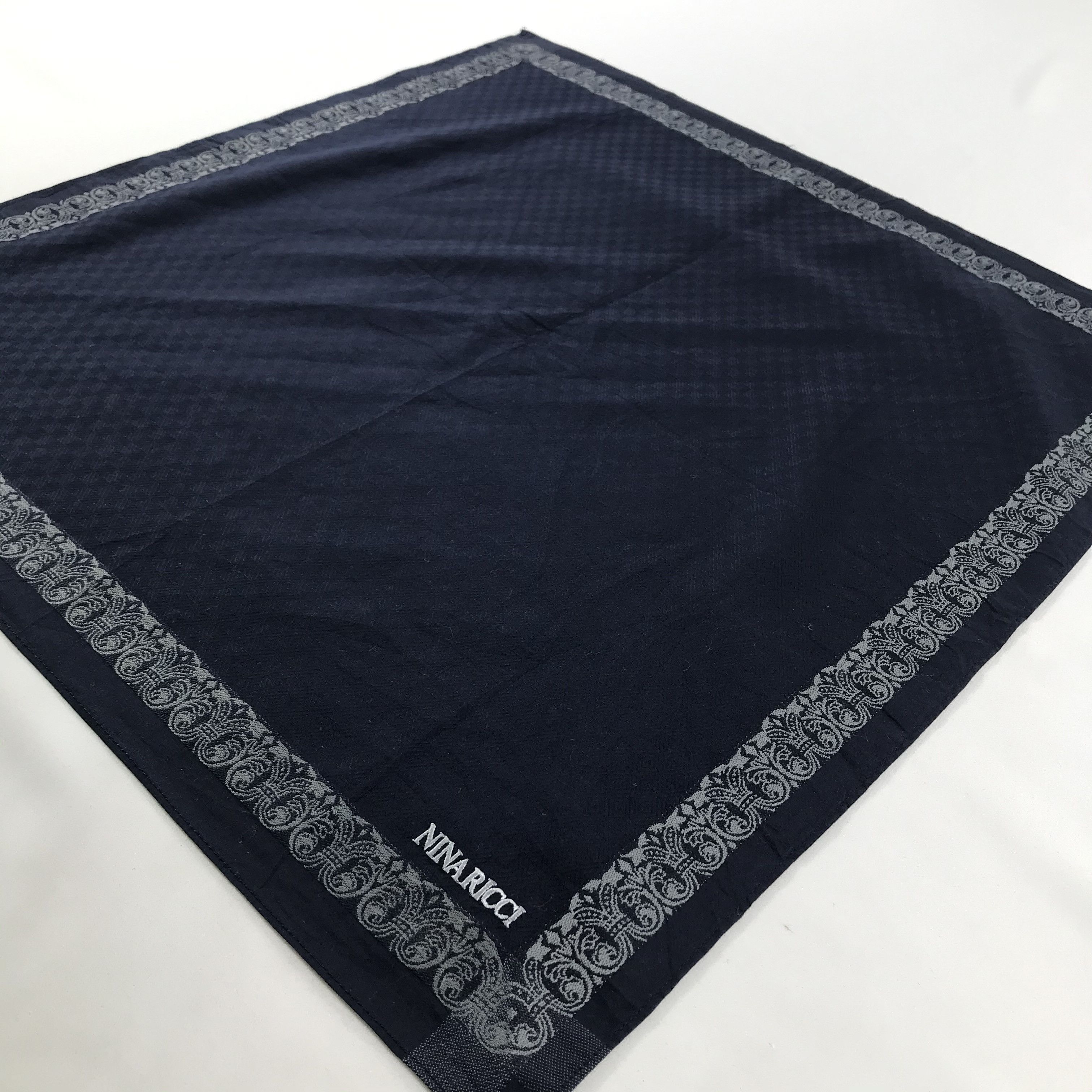 Nina Ricci × Vintage Nina Ricci Bandana / Handkerchief / Neckerchief - S1531 Size ONE SIZE - 2 Thumbnail