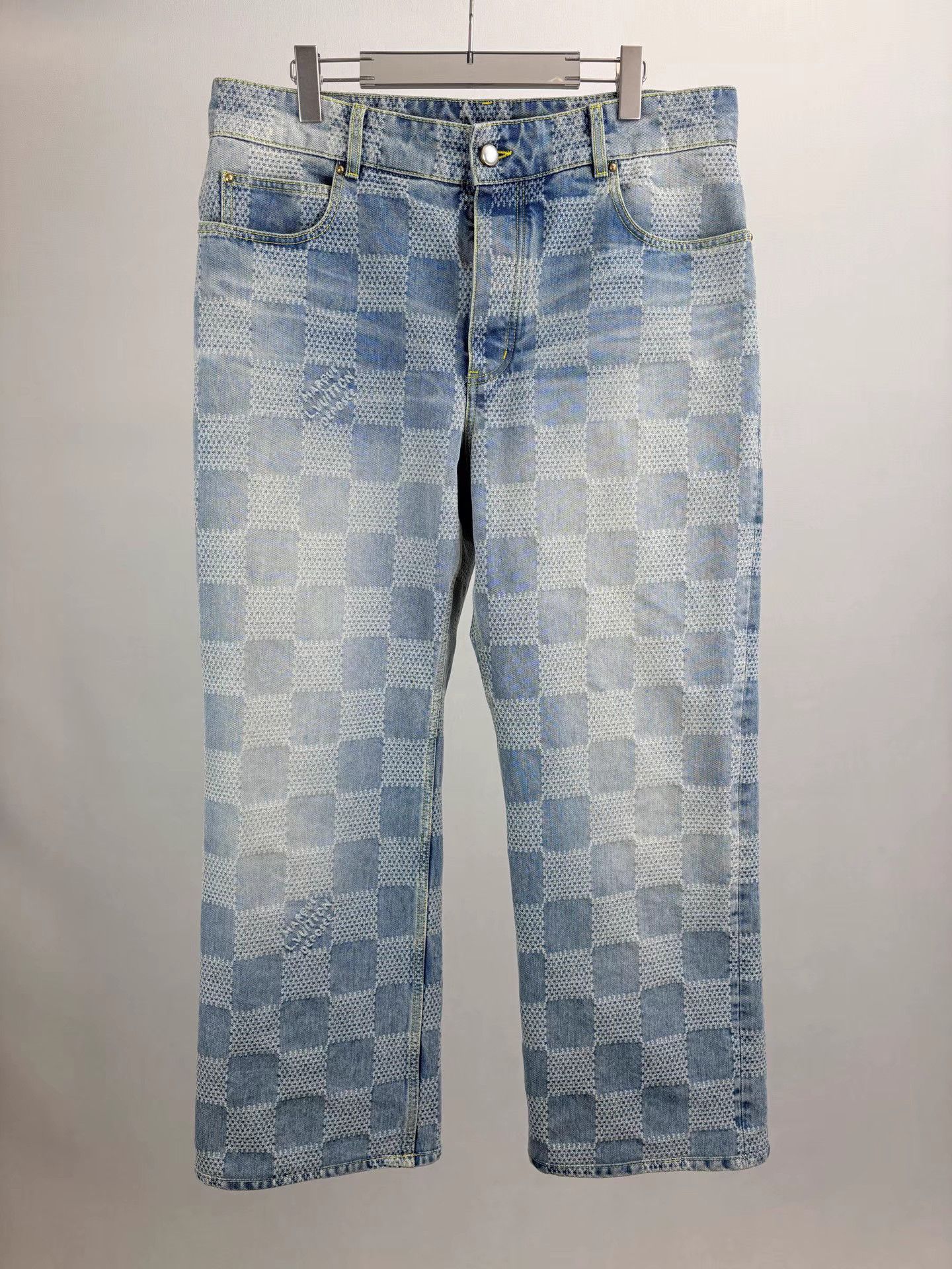 Louis Vuitton Louis Vuitton Leather Patch Checkerboard Logo Jeans K1 Size US 36 / EU 52 - 1 Thumbnail