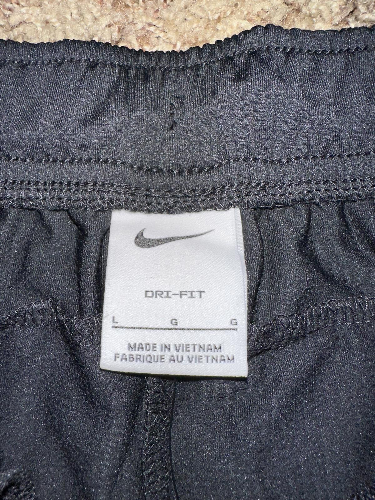 Nike Nike Men's Dri-Fit Standard Fit Dry Hybrid 2.0 Shorts Size US 34 / EU 50 - 4 Thumbnail
