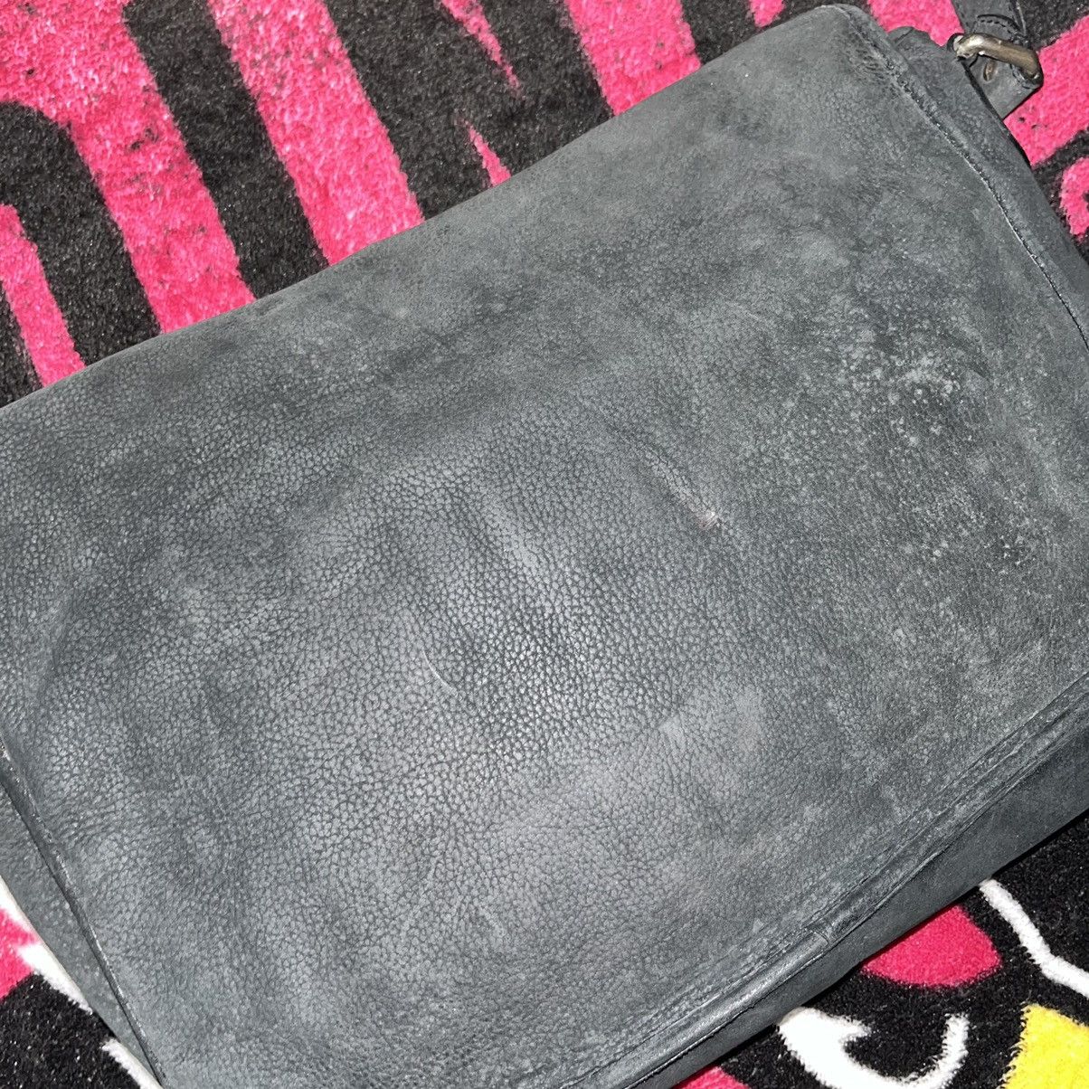 A.P.C. Vintage A.P.C Cow Leather Messenger Bag Size ONE SIZE - 9 Thumbnail