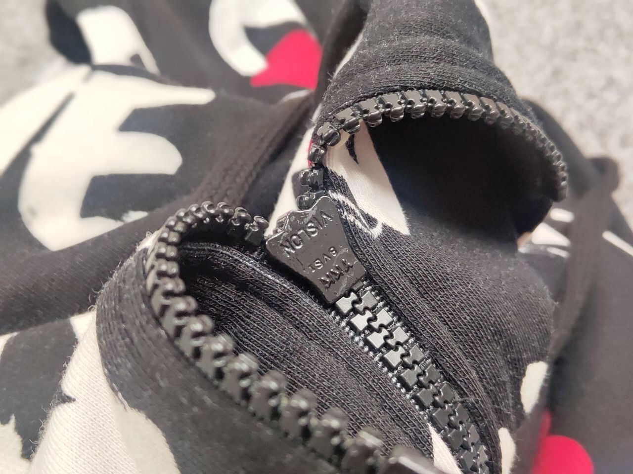 Moschino Love Moschino Authentic Multi Logo Oversized Zip Hoodie Size US S / EU 44-46 / 1 - 17 Thumbnail
