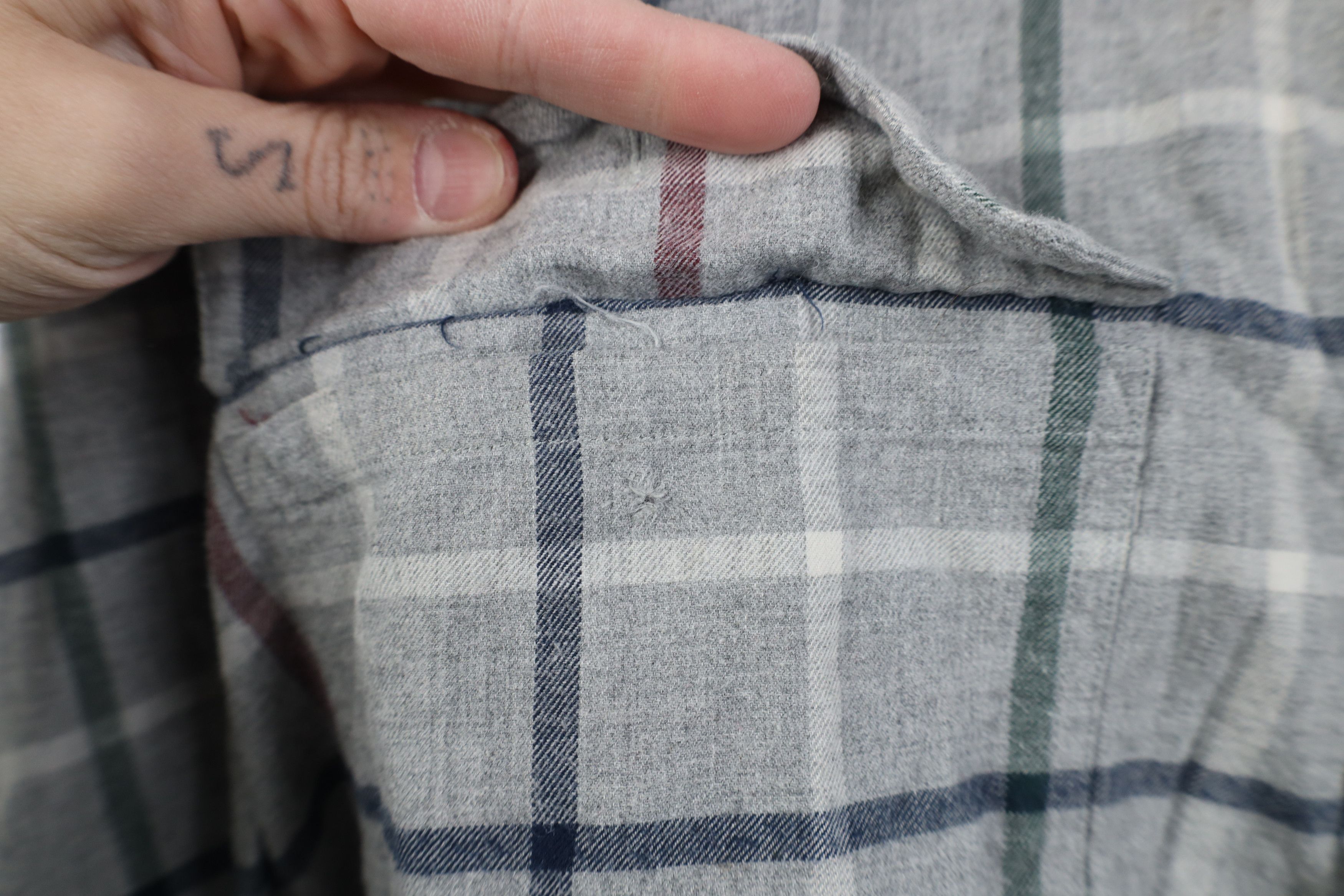 Vintage Vintage 90s Streetwear Collared Button Down Shirt Plaid Size US XXL / EU 58 / 5 - 5 Thumbnail