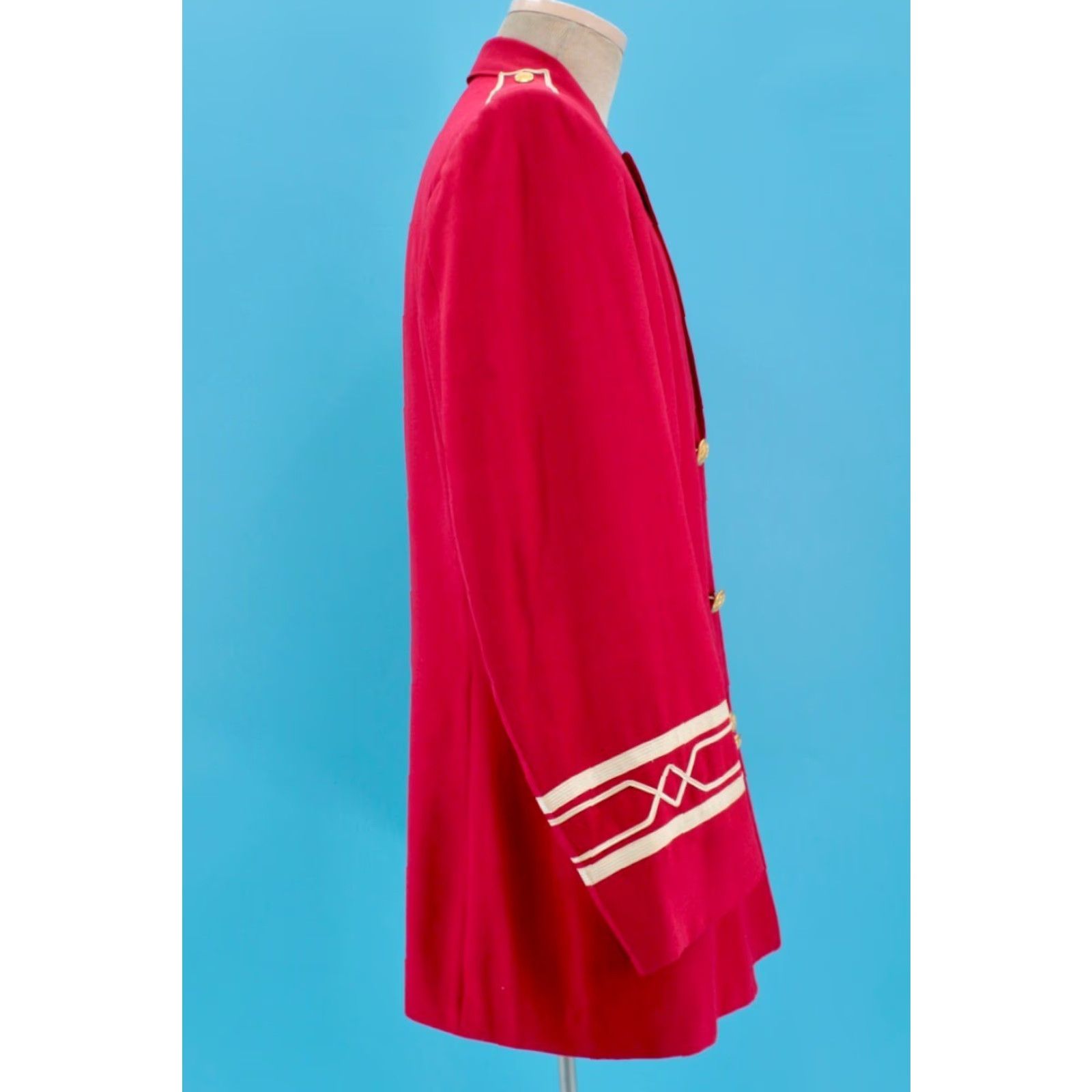 Vintage VINTAGE Mens VTG 70s Red Marching Band Jacket Sz 42 R 1970s Size US XS / EU 42 / 0 - 4 Thumbnail