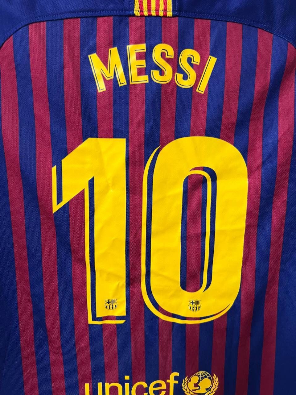 Nike Barcelona 2017/2018 Home #10 Messi Football Shirt Nike YXL Size US XS / EU 42 / 0 - 6 Thumbnail