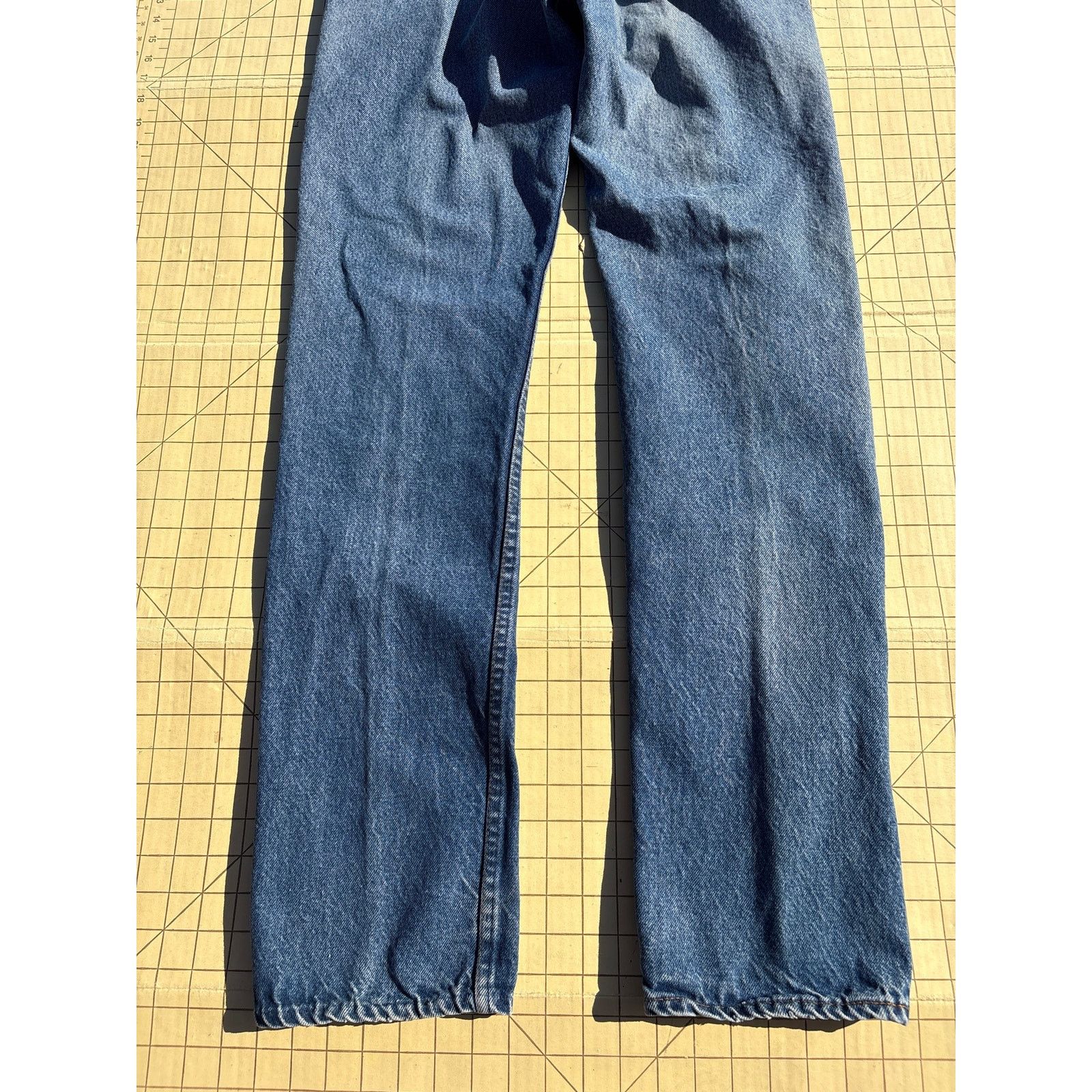 Levi's Vintage 80s Levi’s 505 0217 zipper fly USA made 35x36(33x36) Size US 33 - 6 Thumbnail