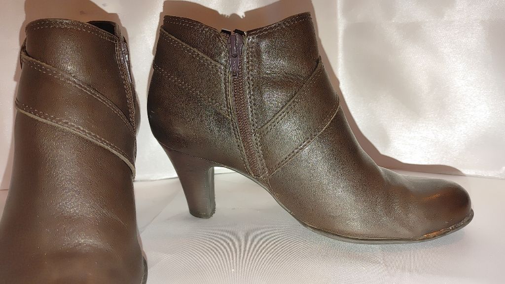 The Unbranded Brand Nurture by Lamaze Danah Leather Ankle Boots Size 7.5M Size US 7.5 / IT 37.5 - 6 Thumbnail