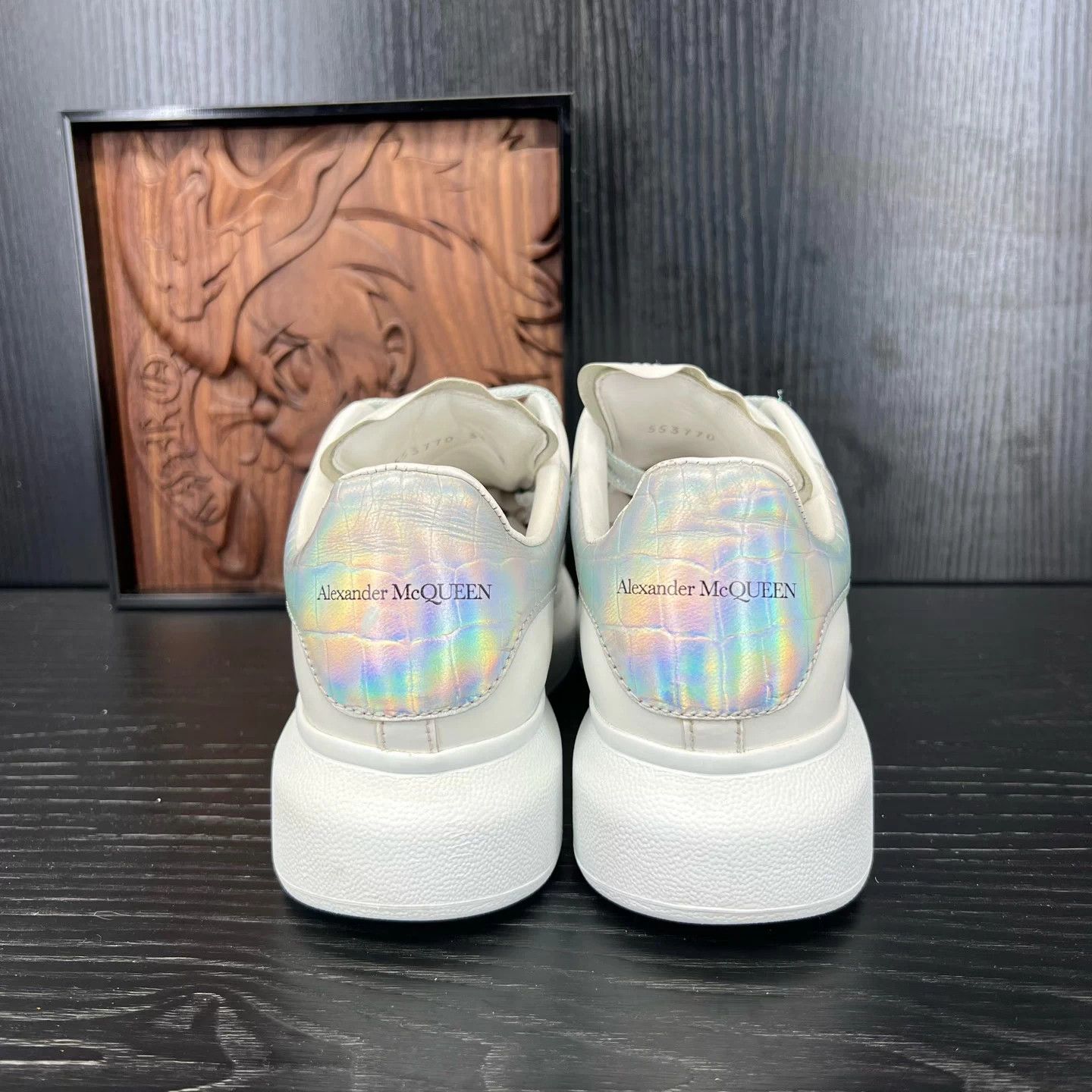 Alexander McQueen McQueen Vibrant Crocodile Print 35 Women's New Shoes Size US 4 / IT 34 - 6 Thumbnail