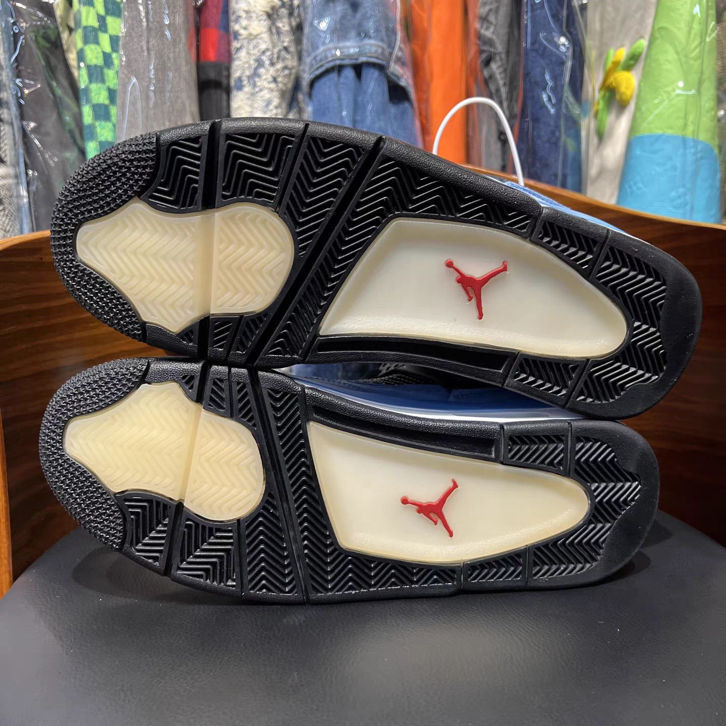 Jordan Brand Air Jordan 4 × Travis Scott Sneakers K15 Size US 10 / EU 43 - 8 Thumbnail