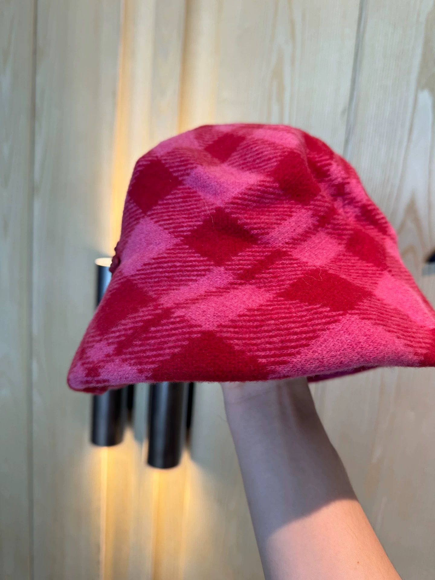 Vivienne Westwood Vivienne Westwood Pink Check Fisherman Cap 100% Wool OS Size ONE SIZE - 4 Thumbnail