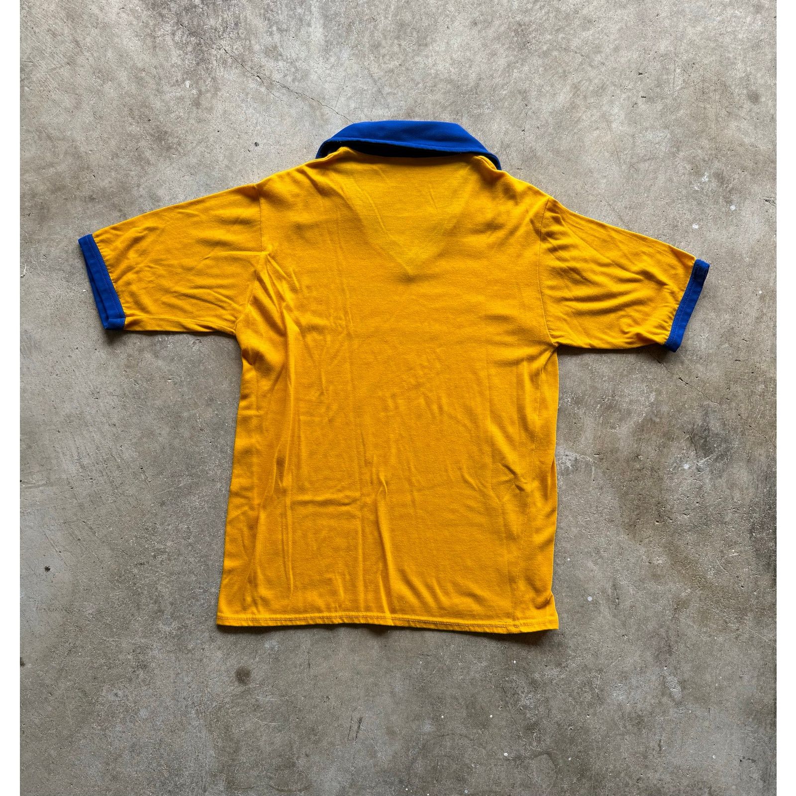Vintage Vintage 1970s Sertoma Club V-Neck Ringer Collared Yellow Tee Size US S / EU 44-46 / 1 - 2 Thumbnail