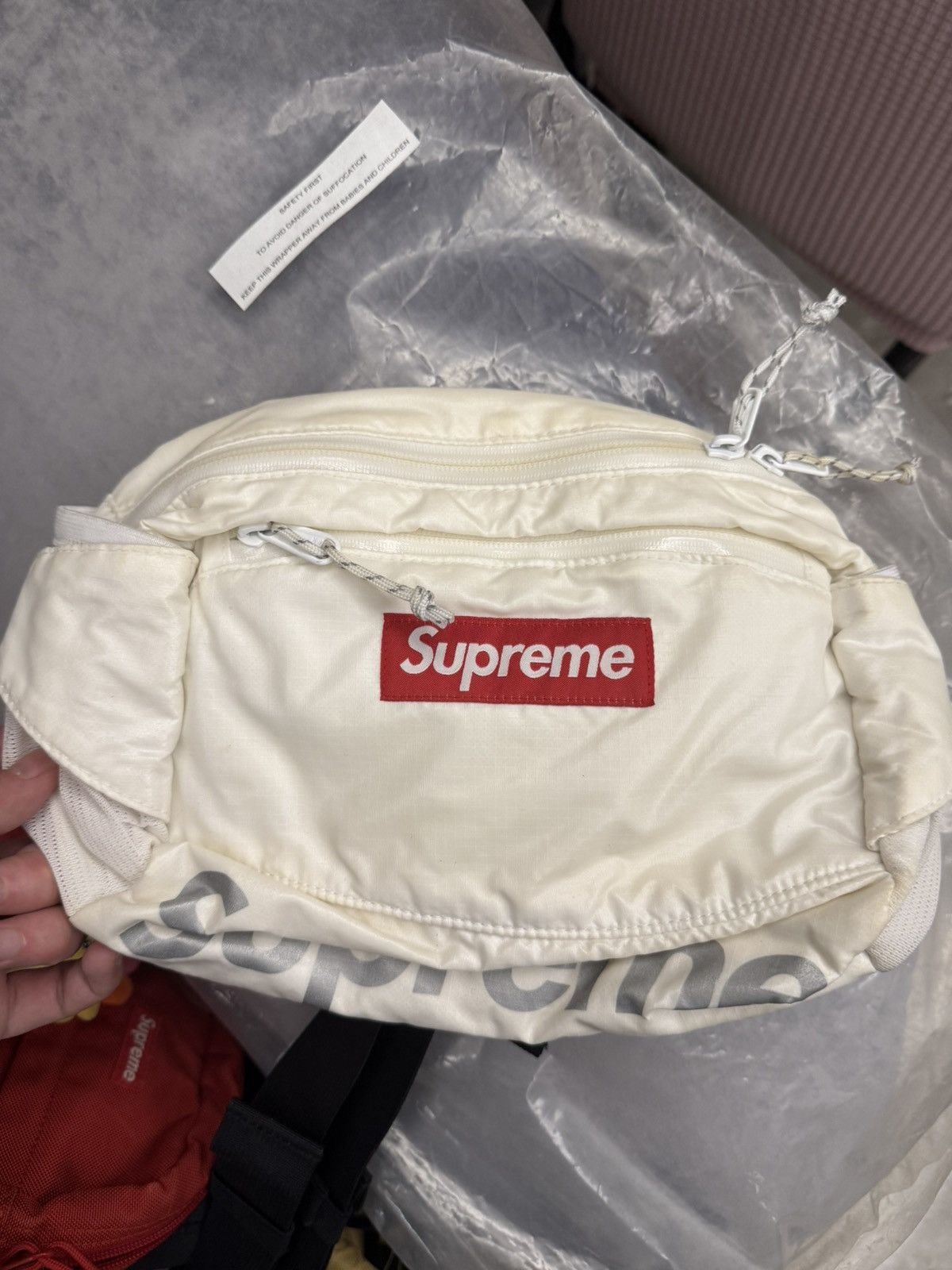 Supreme Supreme fw17 waist bag white 3m reflective Size ONE SIZE - 1 Thumbnail