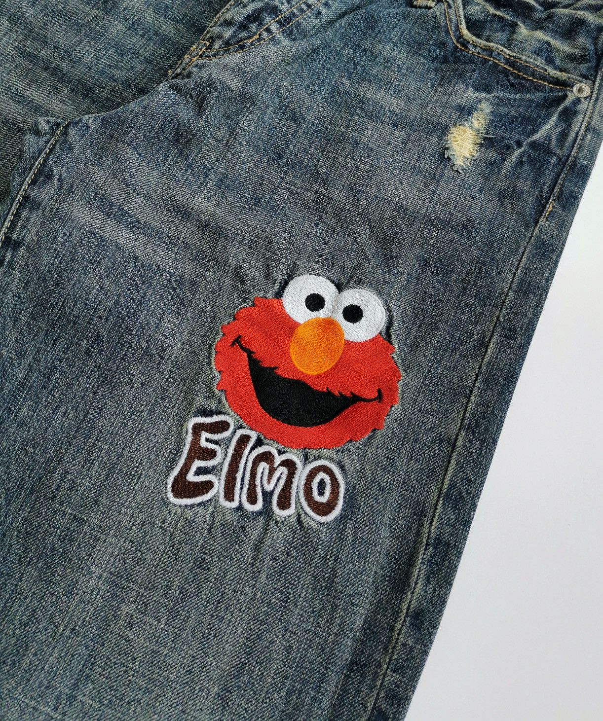 Vintage Vintage Y2K Elmo Sesame Street Denim Jeans Size US 30 / EU 46 - 2 Thumbnail