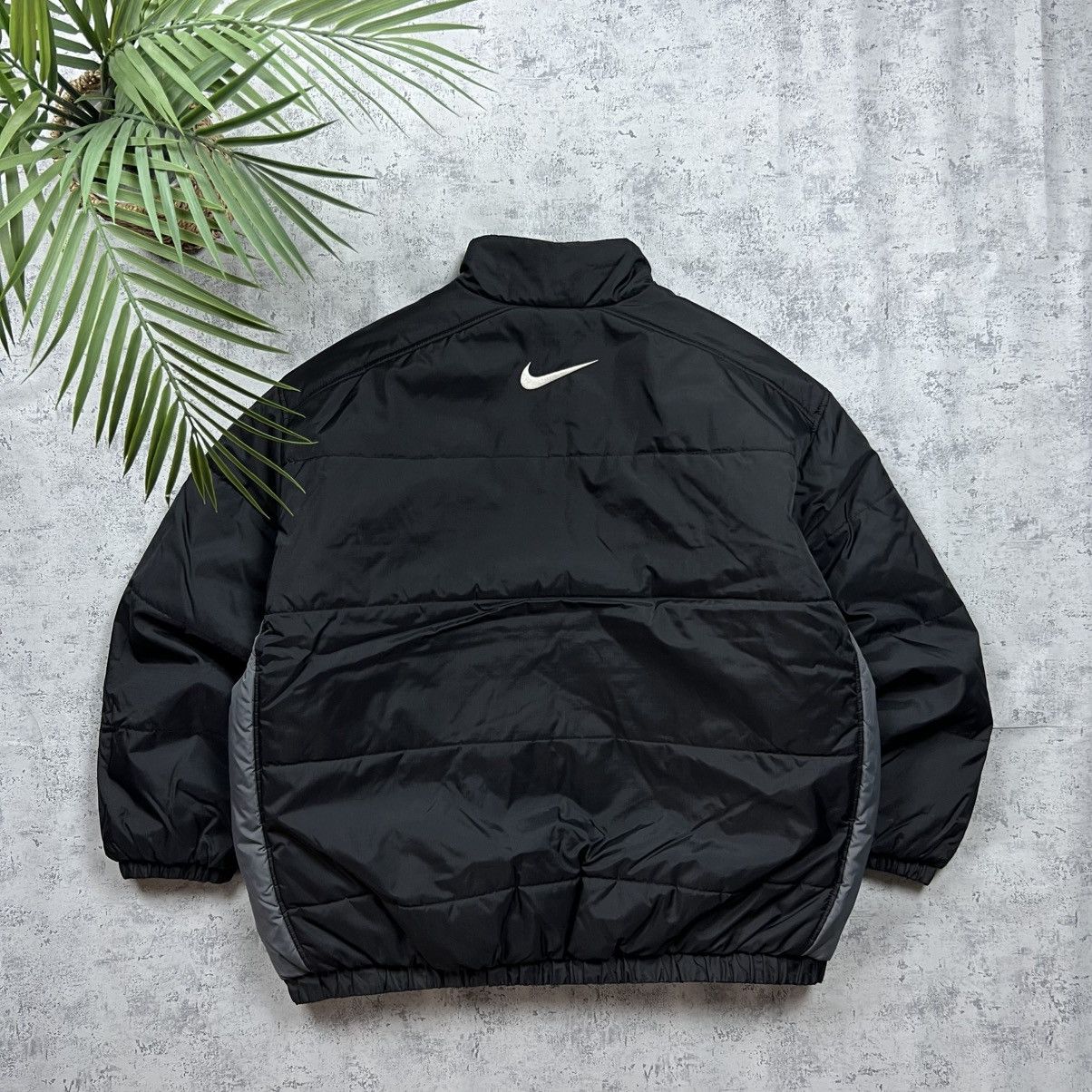 Nike 90s NIKE REVERSIBLE VINTAGE OVERSIZED PUFFER DOWN JACKET Size US XL / EU 56 / 4 - 3 Thumbnail