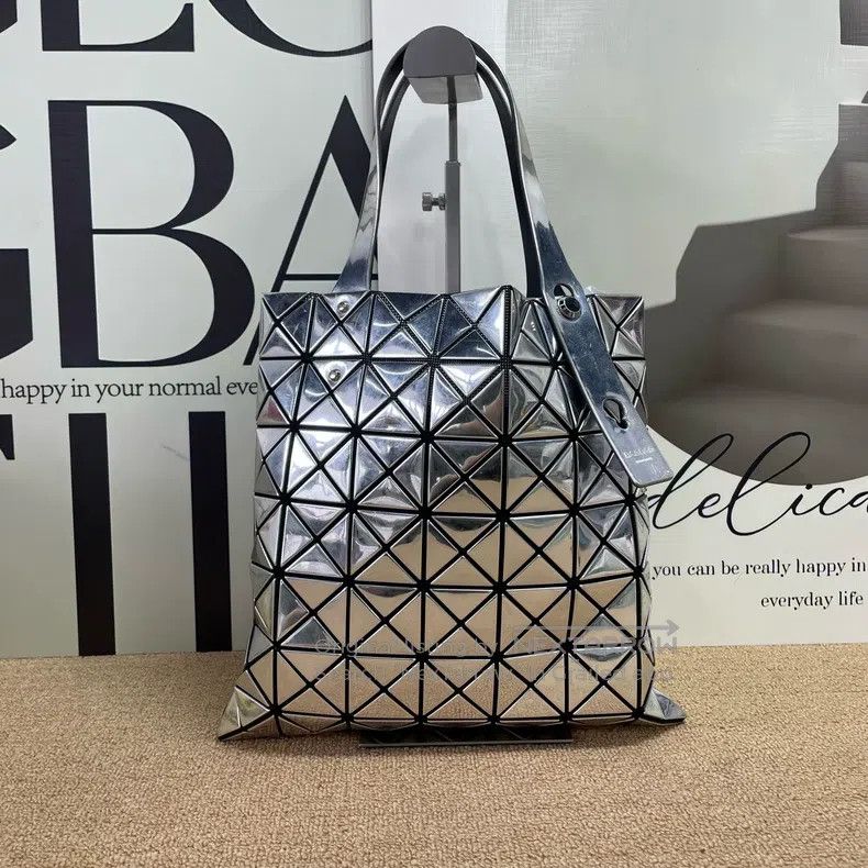 Issey Miyake Issey Miyake Mirror Surface Handheld Tote Bag Size ONE SIZE - 2 Thumbnail