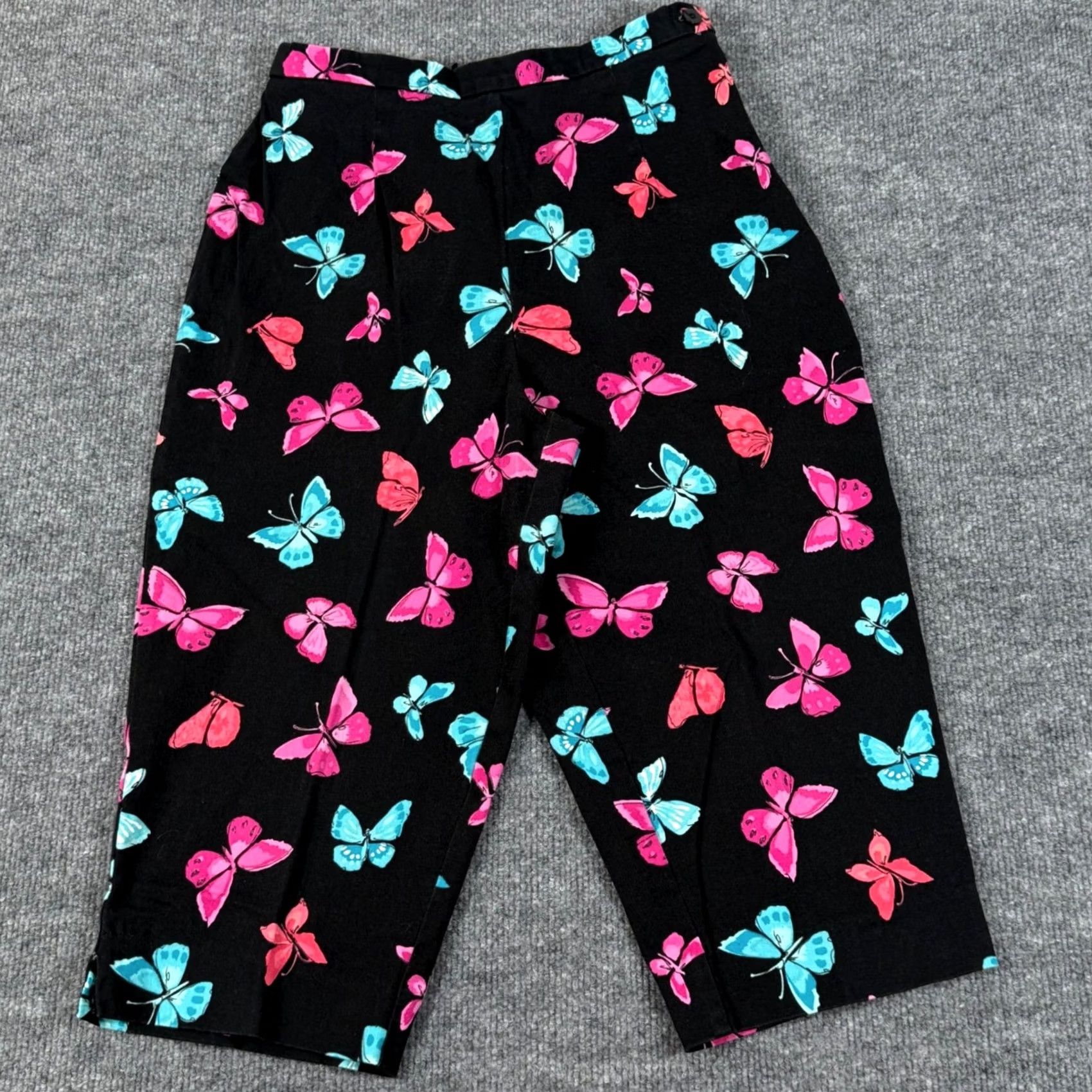 Vintage Vintage Briggs Petite Butterfly Print Crop Pants Black Casual Capris 10P Size 32" / US 10 / IT 46 - 2 Thumbnail