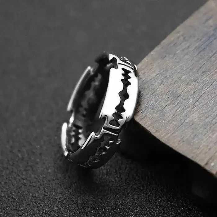 Jewelry Razor Blade Ring Size ONE SIZE - 1 Thumbnail