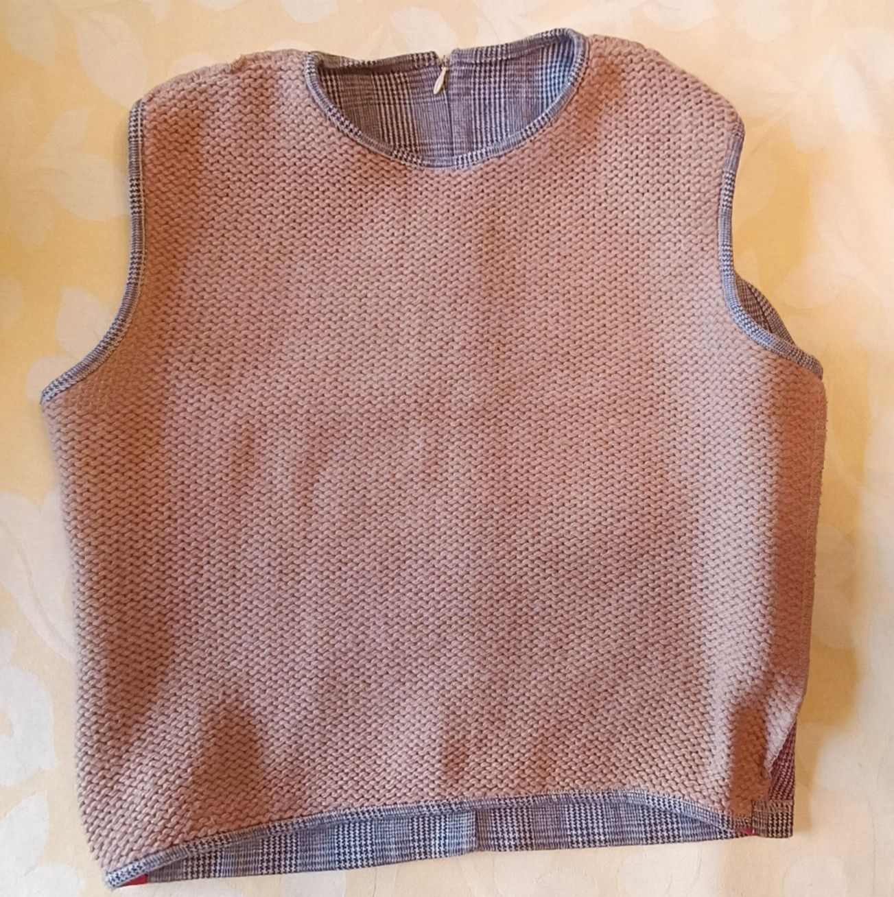 Fendi Top - Camel wool knit front / Prince of Wales check back. Size M / US 6-8 / IT 42-44 - 21 Thumbnail