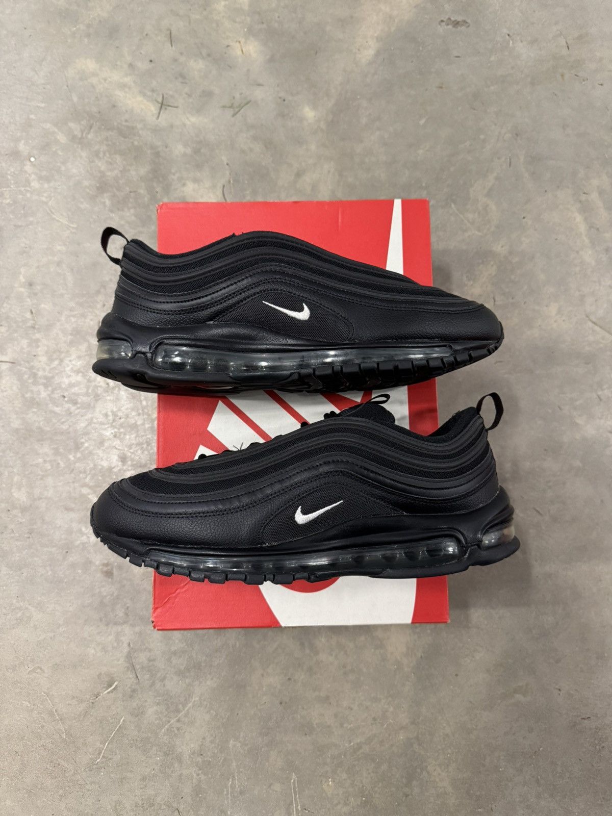 Nike Nike Air Max 97 Black Terry Cloth Size 11 Size US 11 / EU 44 - 2 Thumbnail