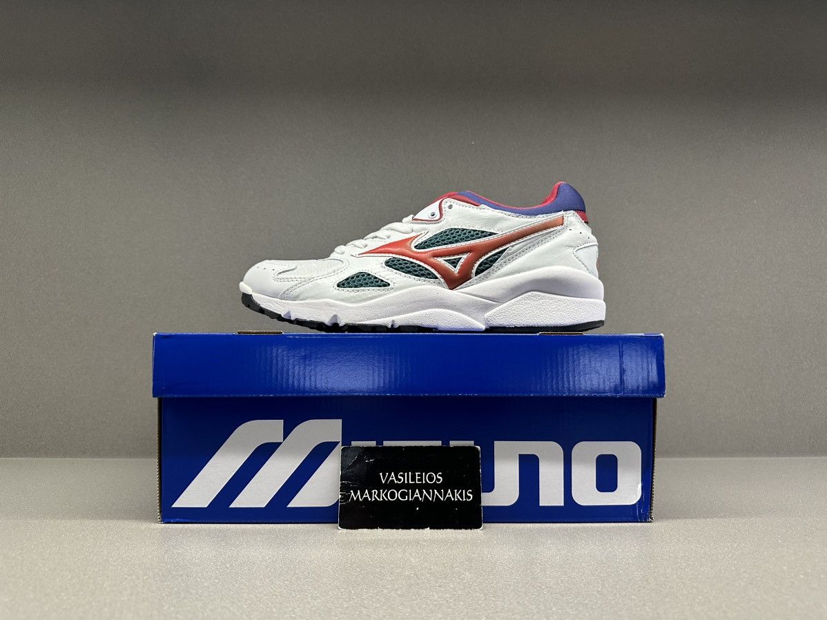 Mizuno Mizuno Sky Medal Carefree Size US 7.5 / EU 40-41 - 1 Thumbnail