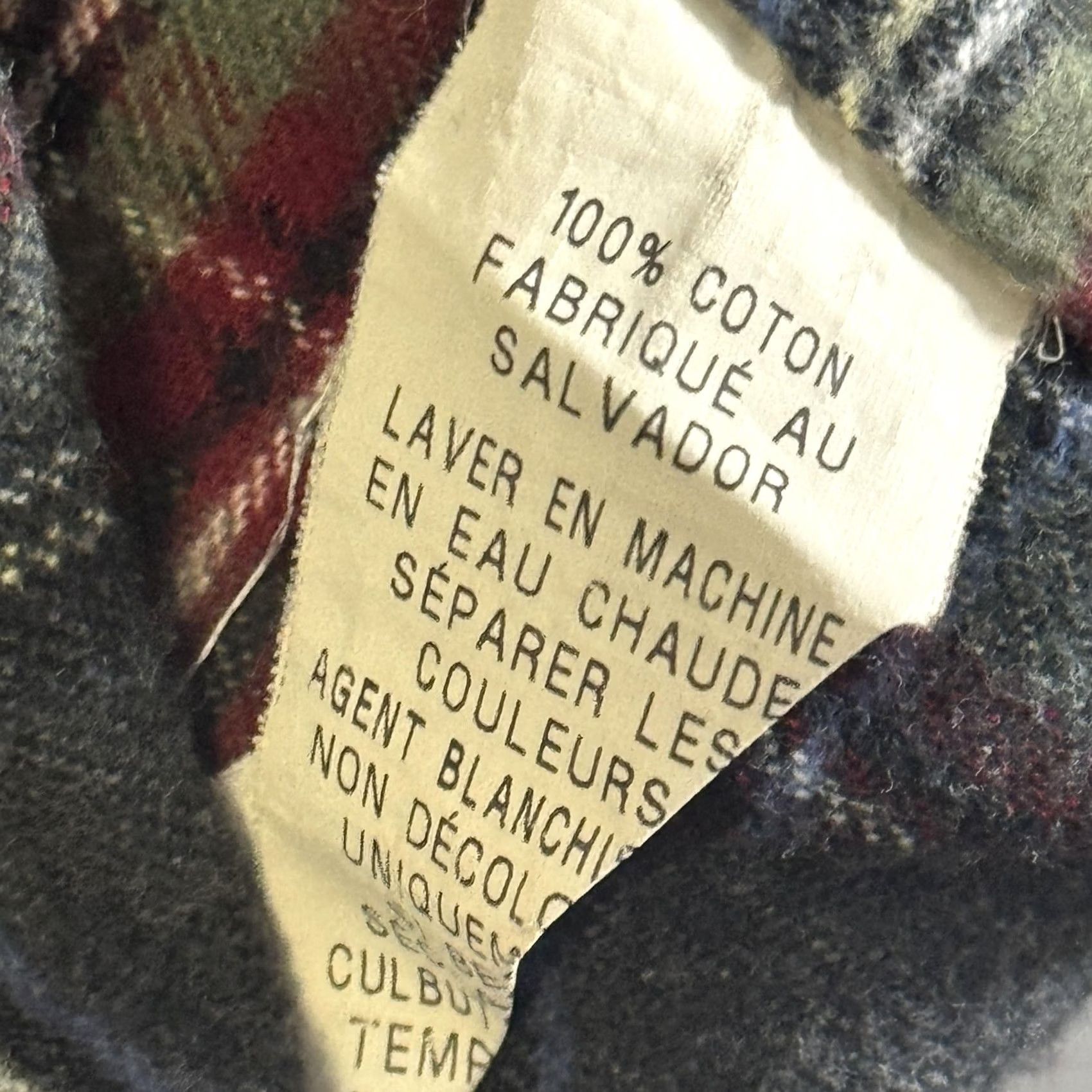Vintage VINTAGE? No. LL Bean Shirt Mens M Gray Red Plaid Flannel Long Sleeve Button Down Casual Men's Shirt Size US M / EU 48-50 / 2 - 5 Thumbnail