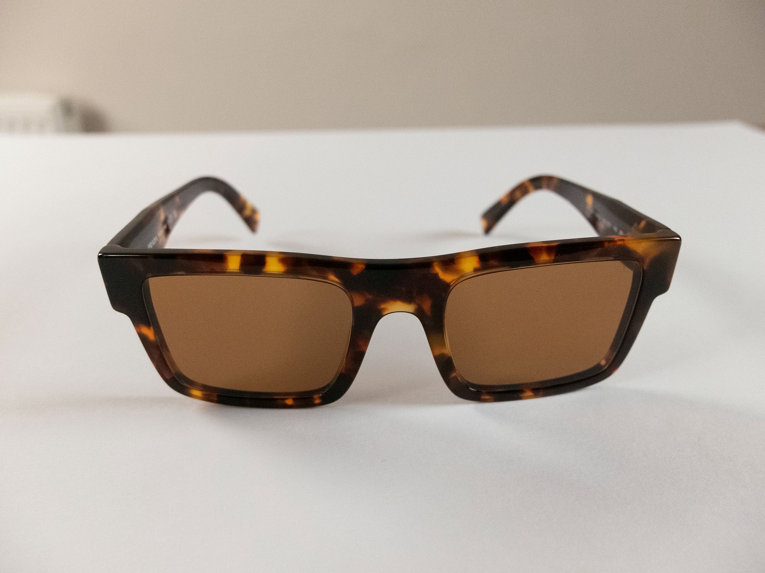Prada PRADA brown tortoise shell square frame sunglasses Italy Size ONE SIZE - 4 Thumbnail