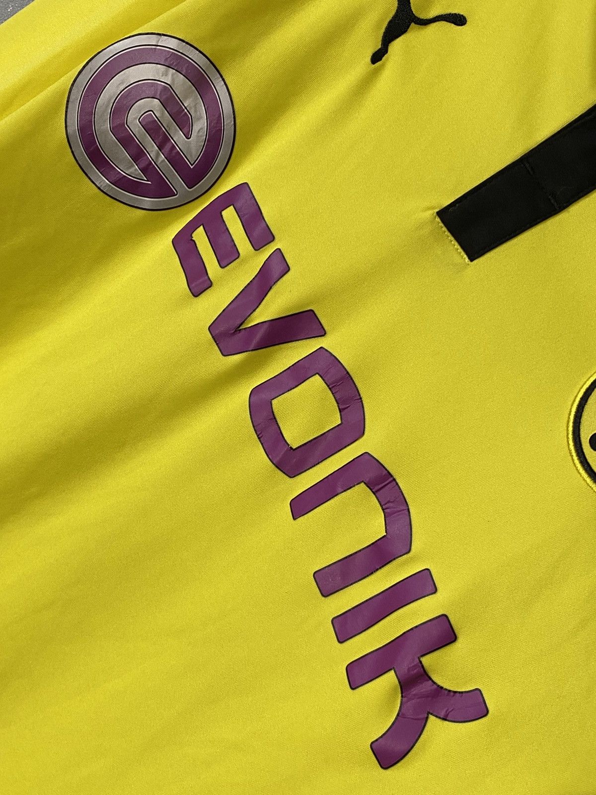 Puma × Vintage 2011/2012 Borussia Dortmund Puma Soccer Jersey 6 Bender Size US L / EU 52-54 / 3 - 7 Thumbnail