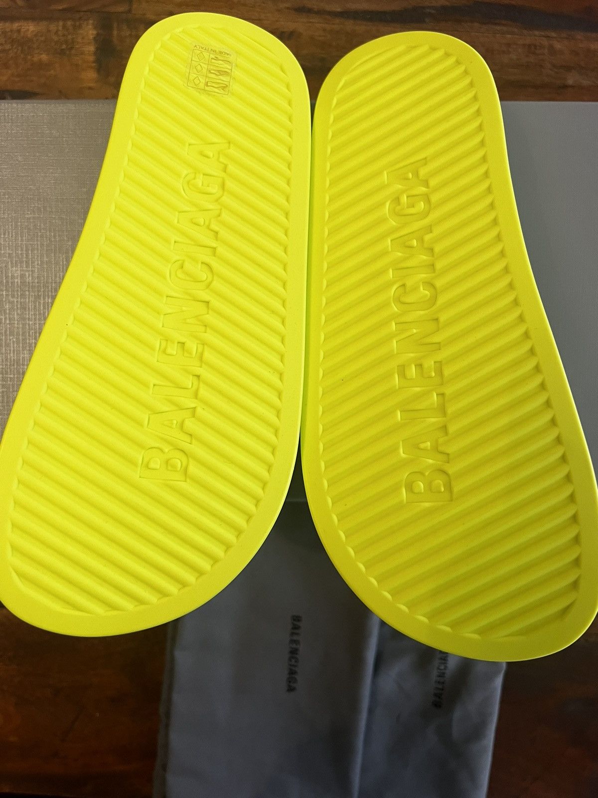 Balenciaga Balenciaga Slips one Size US 8 / IT 38 - 4 Thumbnail