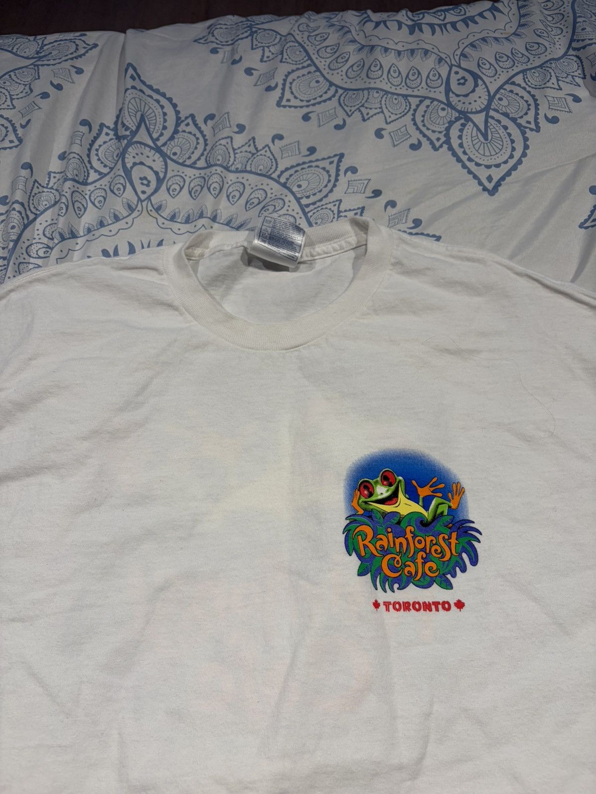 Vintage Vintage Rainforest cafe shirt Small Size US S / EU 44-46 / 1 - 3 Thumbnail