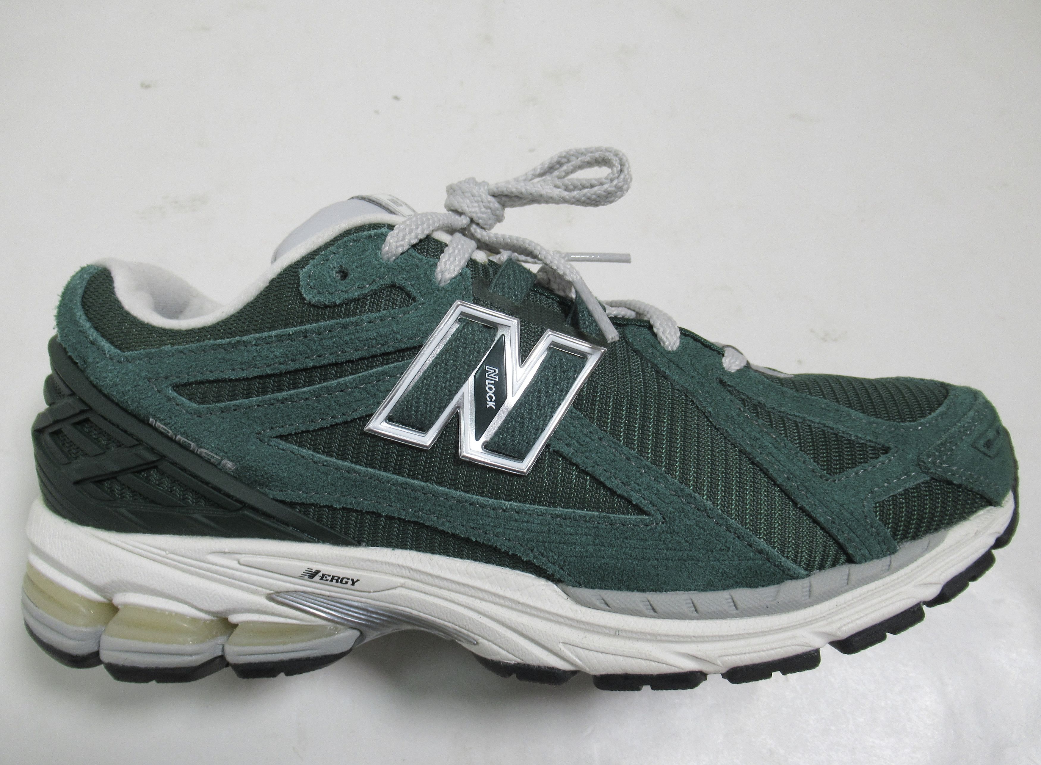 New Balance New Balance Men's 1906R Nightwatch Green M1906RX Shoes | Grailed