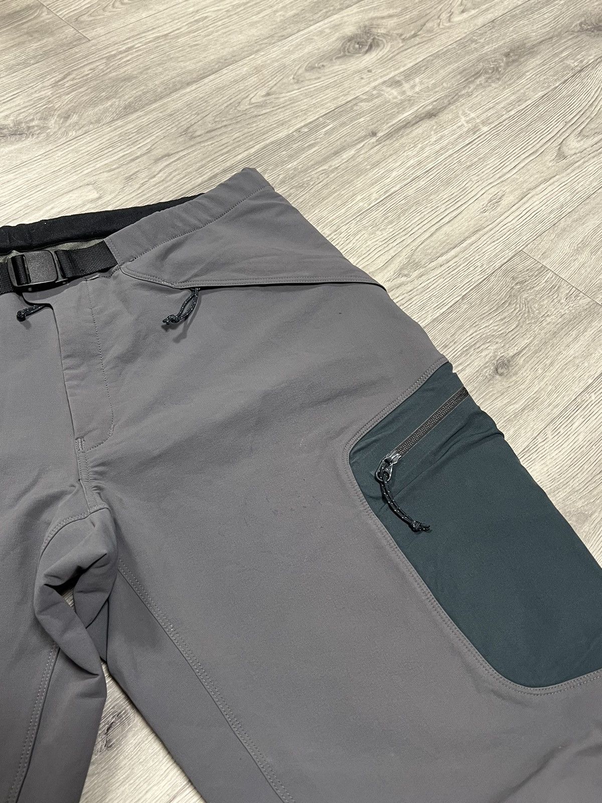 Arc'teryx ARCTERYX HIKING SOFT SHELL PANTS Size US 34 / EU 50 - 3 Thumbnail