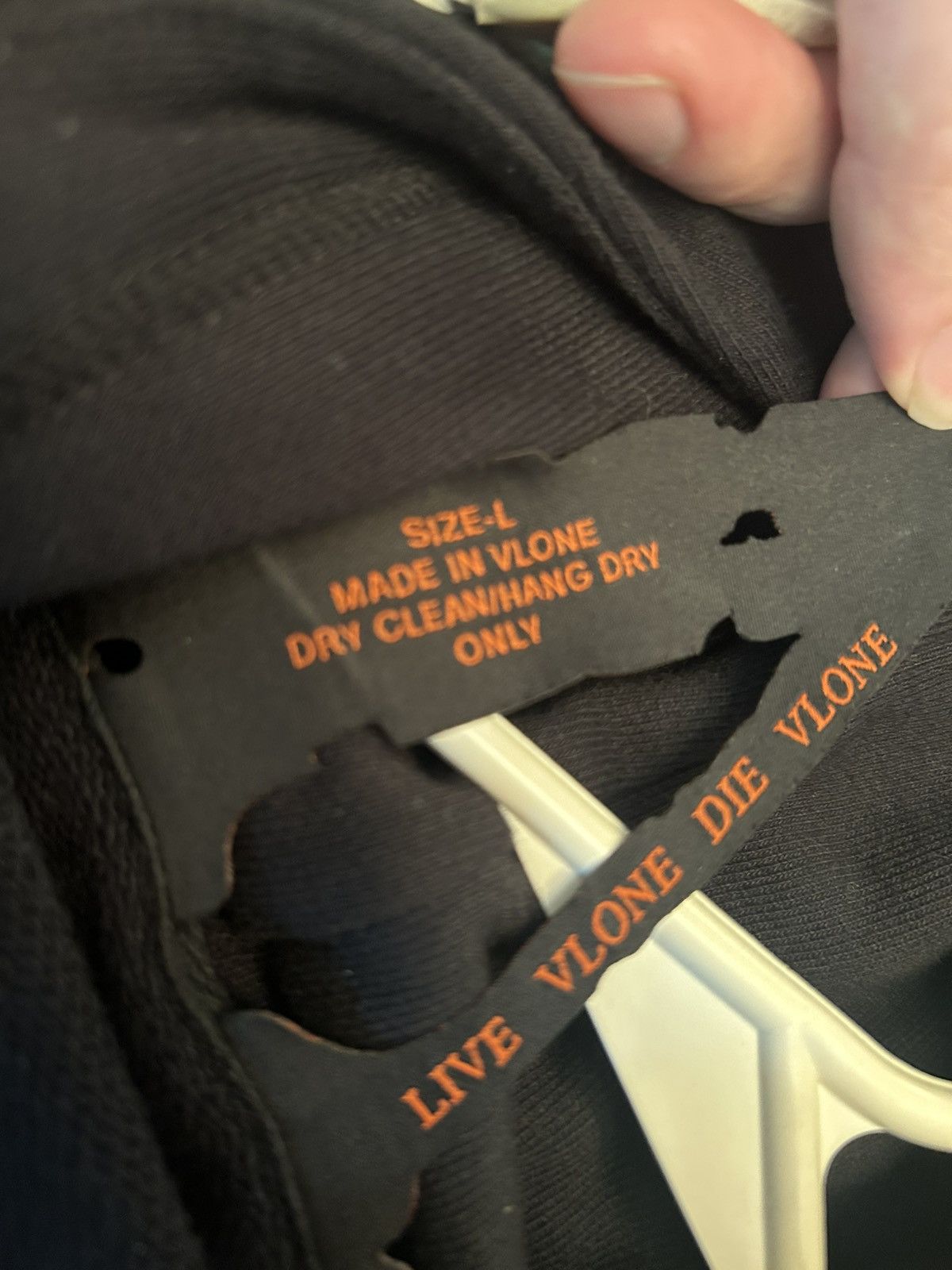 Vlone Vlone hoodie NEW SZ L Size US L / EU 52-54 / 3 - 3 Thumbnail