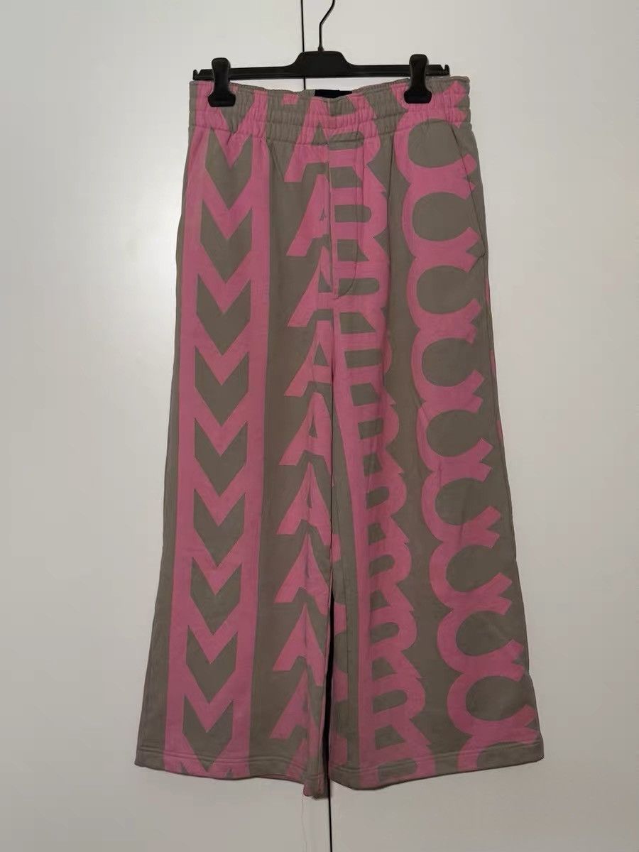 Marc Jacobs Marc Jacobs Runway Monogram Oversize Hoodie & Pants Set Size M / US 6-8 / IT 42-44 - 2 Thumbnail