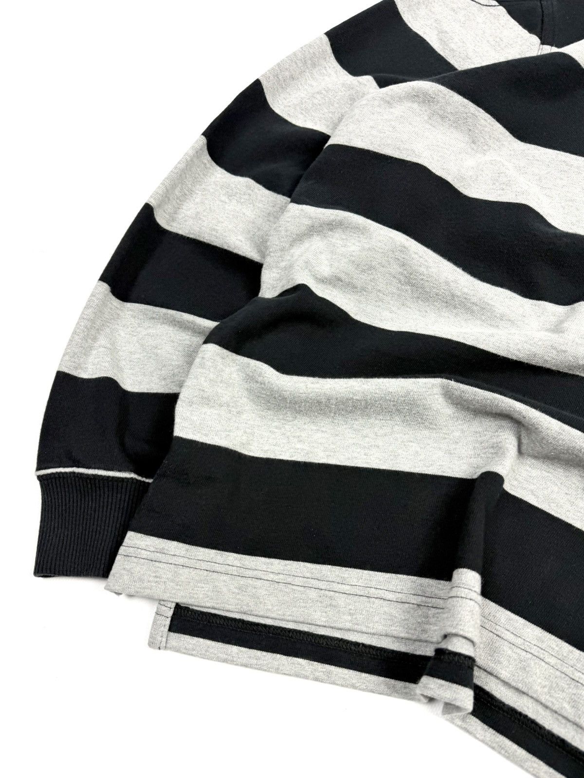 Nike Nike Vintage Y2K Rugby Striped Long Sleeve Polo Shirt Size US XL / EU 56 / 4 - 8 Thumbnail