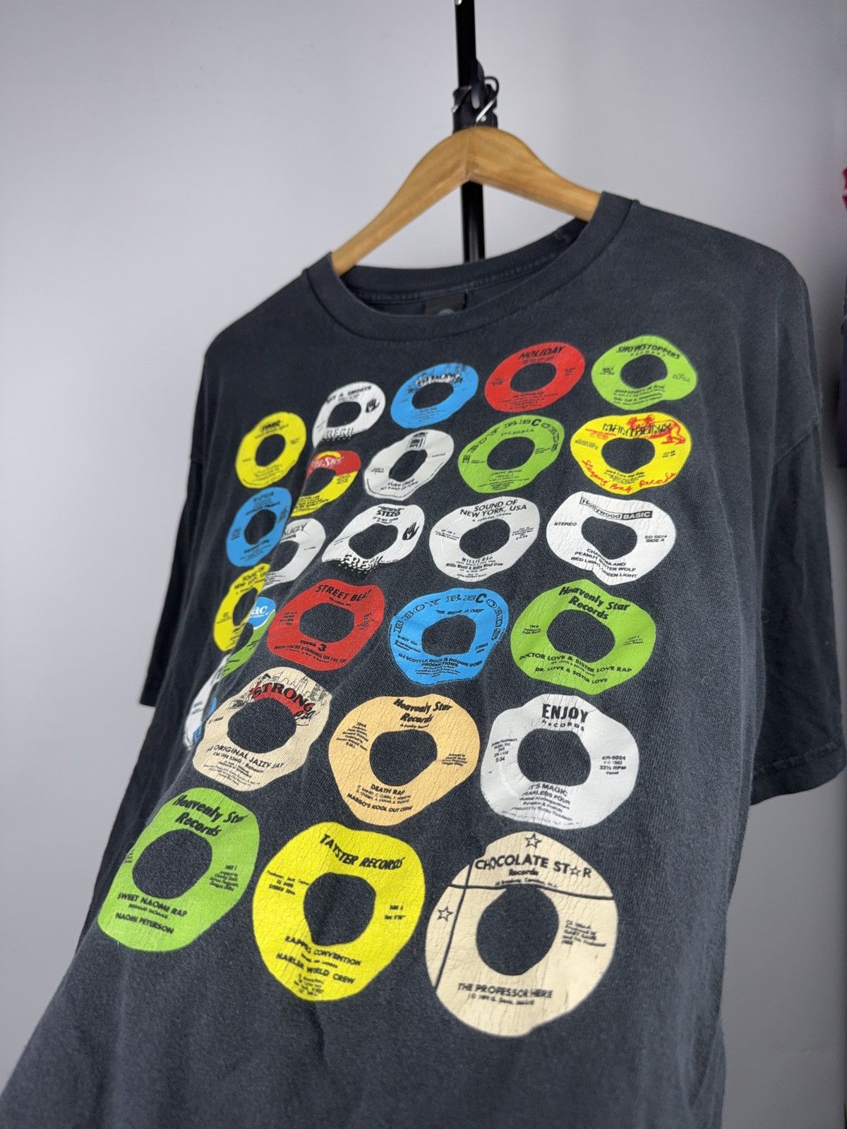 Stones Throw Records 00s Stone Throw Records Vinyl 45 RPM Graphic T-Shirt L-XL Size US XL / EU 56 / 4 - 5 Thumbnail
