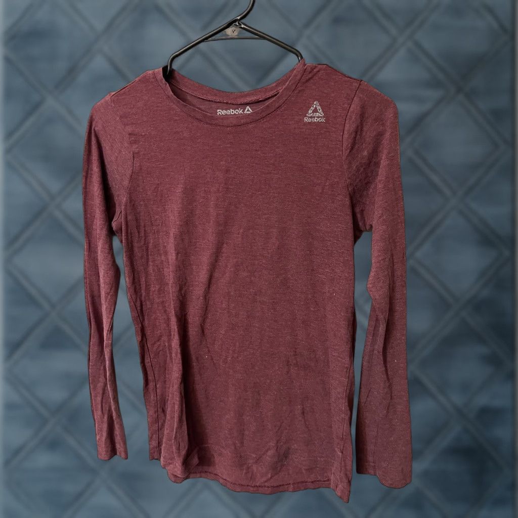 Reebok VINTAGE Reebok Logo T-Shirt Short Sleeve Maroon XS Adult Unisex XS Mo aroon 80s 90s Sportswear Shirt Mens Women Girls Boys Size XS / US 0-2 / IT 36-38 - 1 Thumbnail