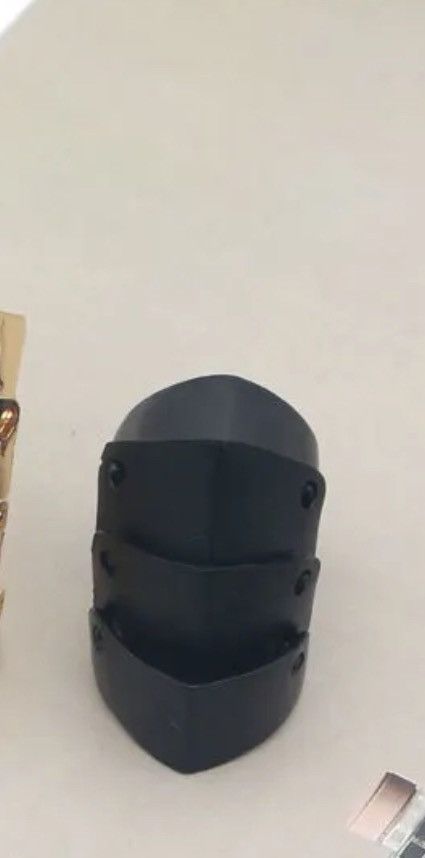 Jewelry Black Color Armor Knuckle Metal Ring Size ONE SIZE - 2 Thumbnail