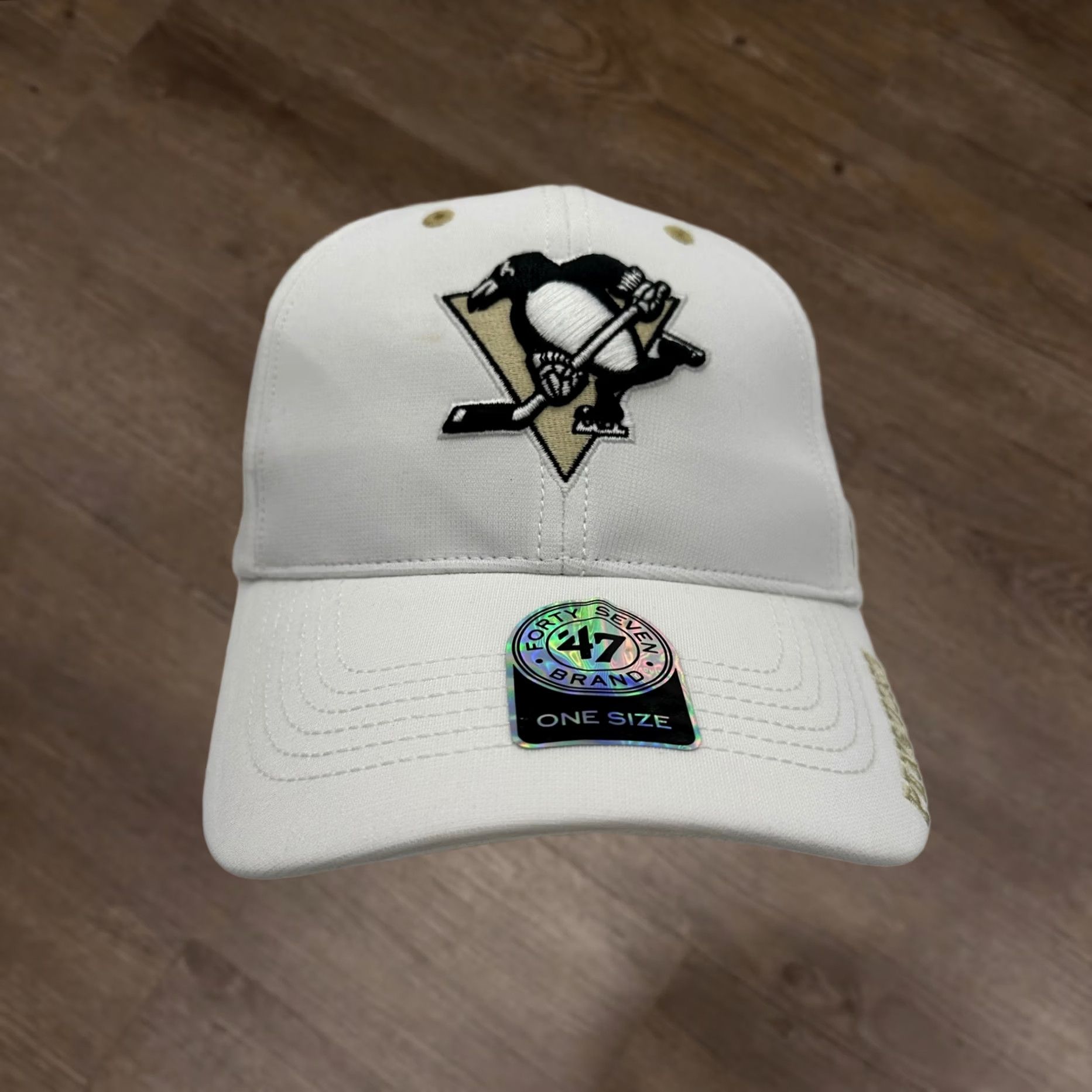 Vintage Pittsburgh Penguins Mens Hat One Size White Embroidered Hockey Cap 47 Brand NEW Size ONE SIZE - 1 Thumbnail